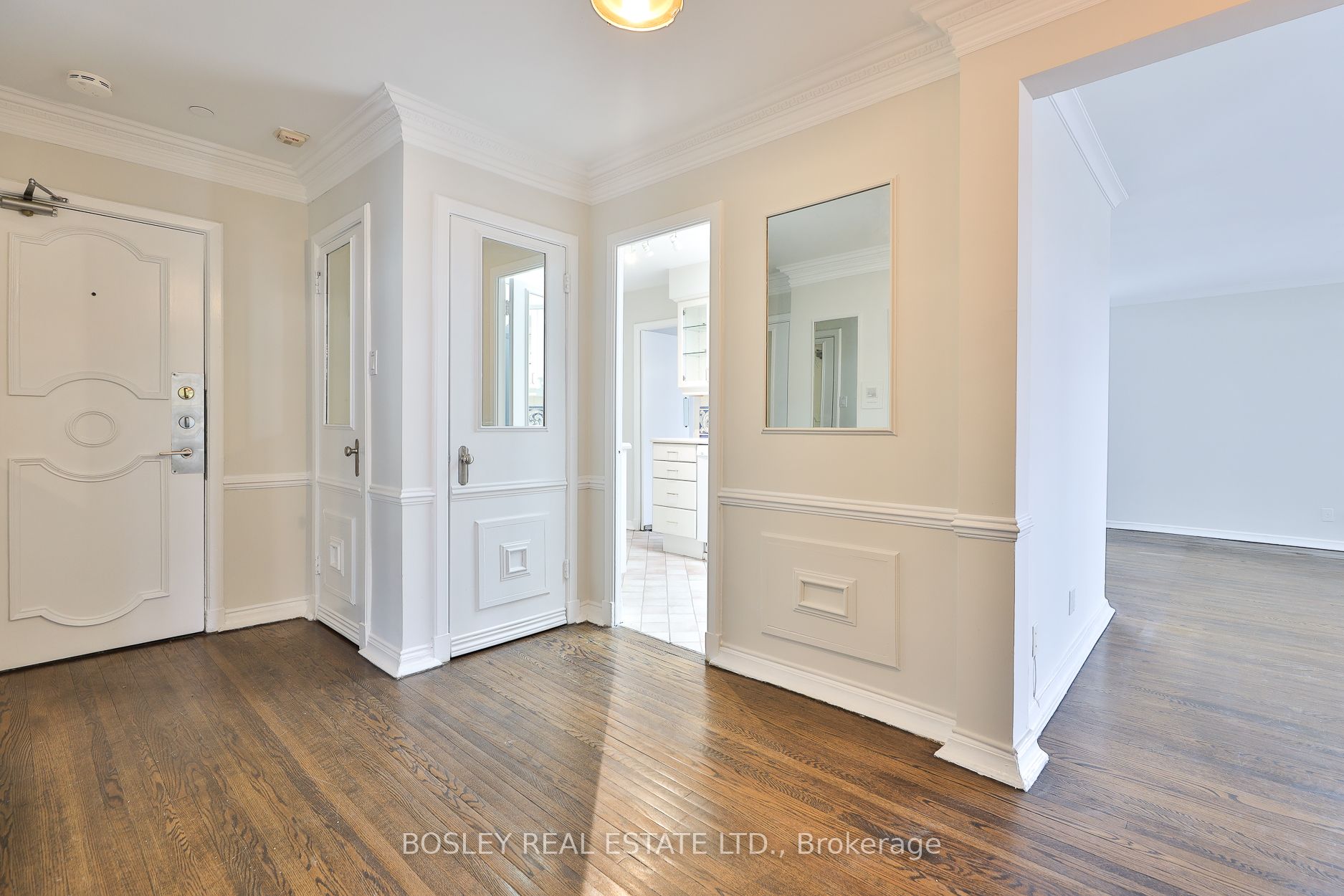 707 Eglinton Avenue W 604 Property Photo 3