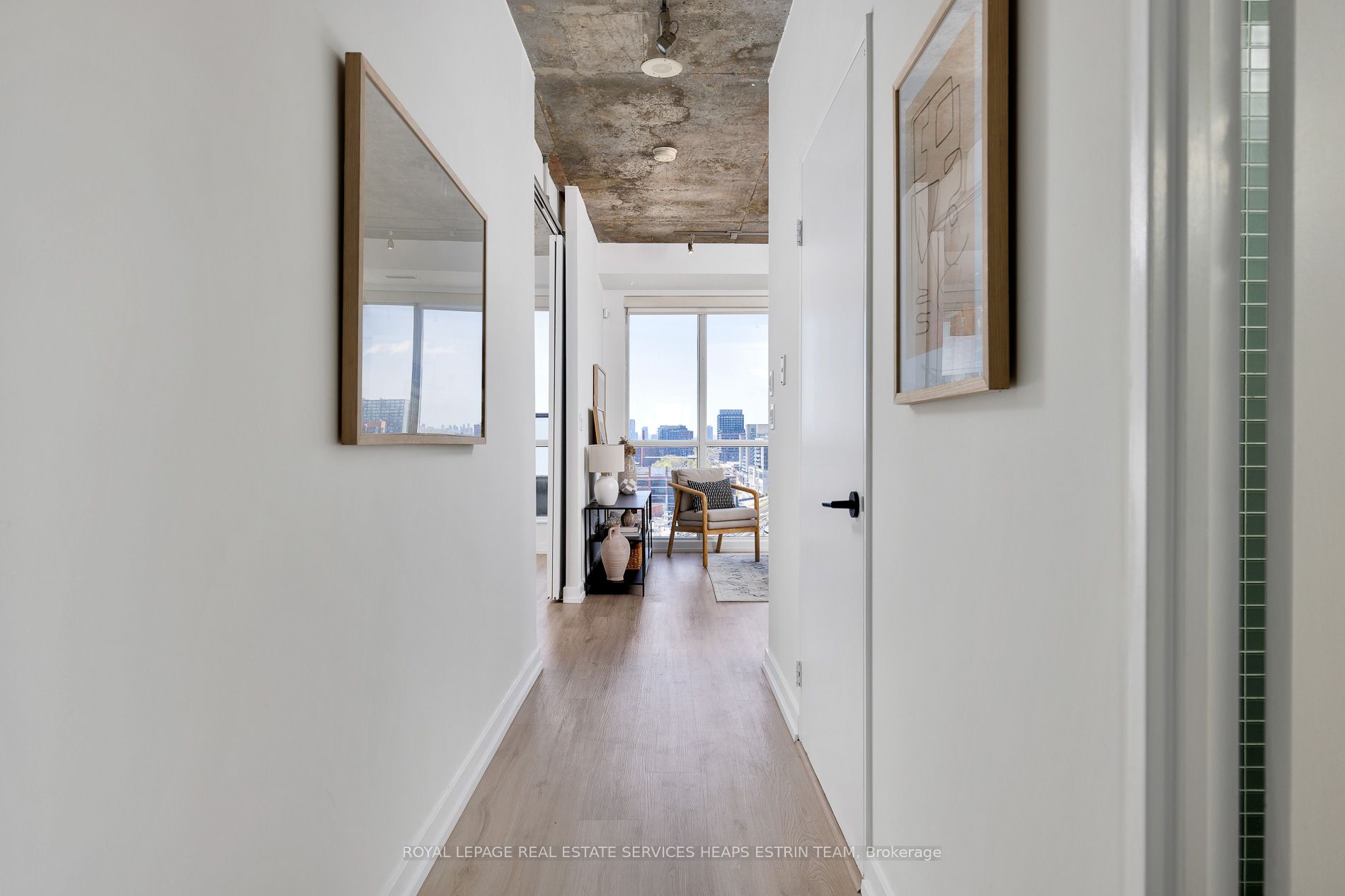#lph26 - 1 Shaw Street Property Photo 2