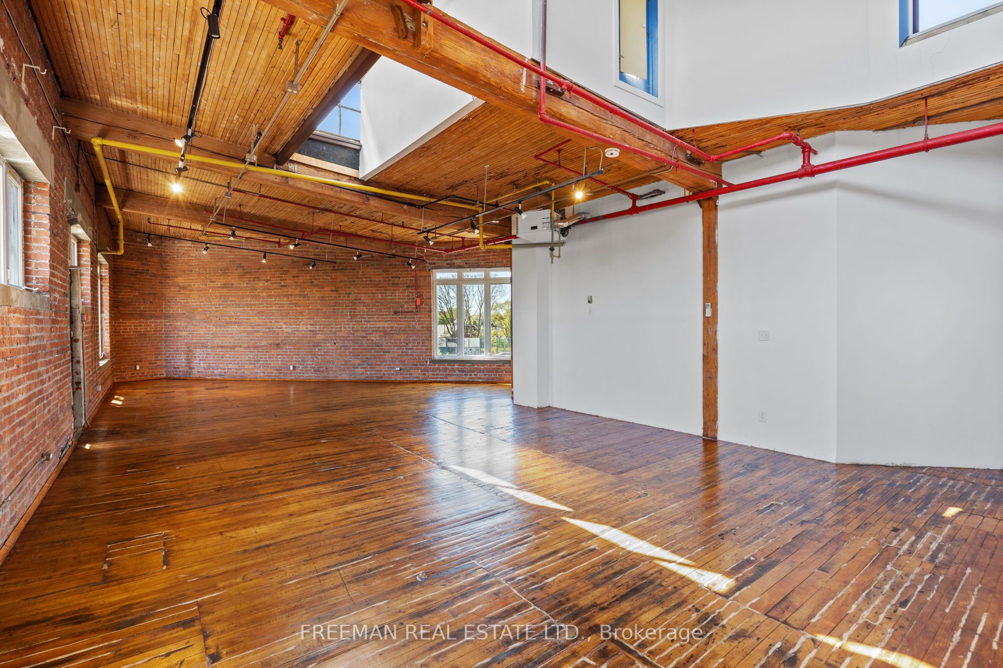 #304 - 77 Florence Street Property Photo 2