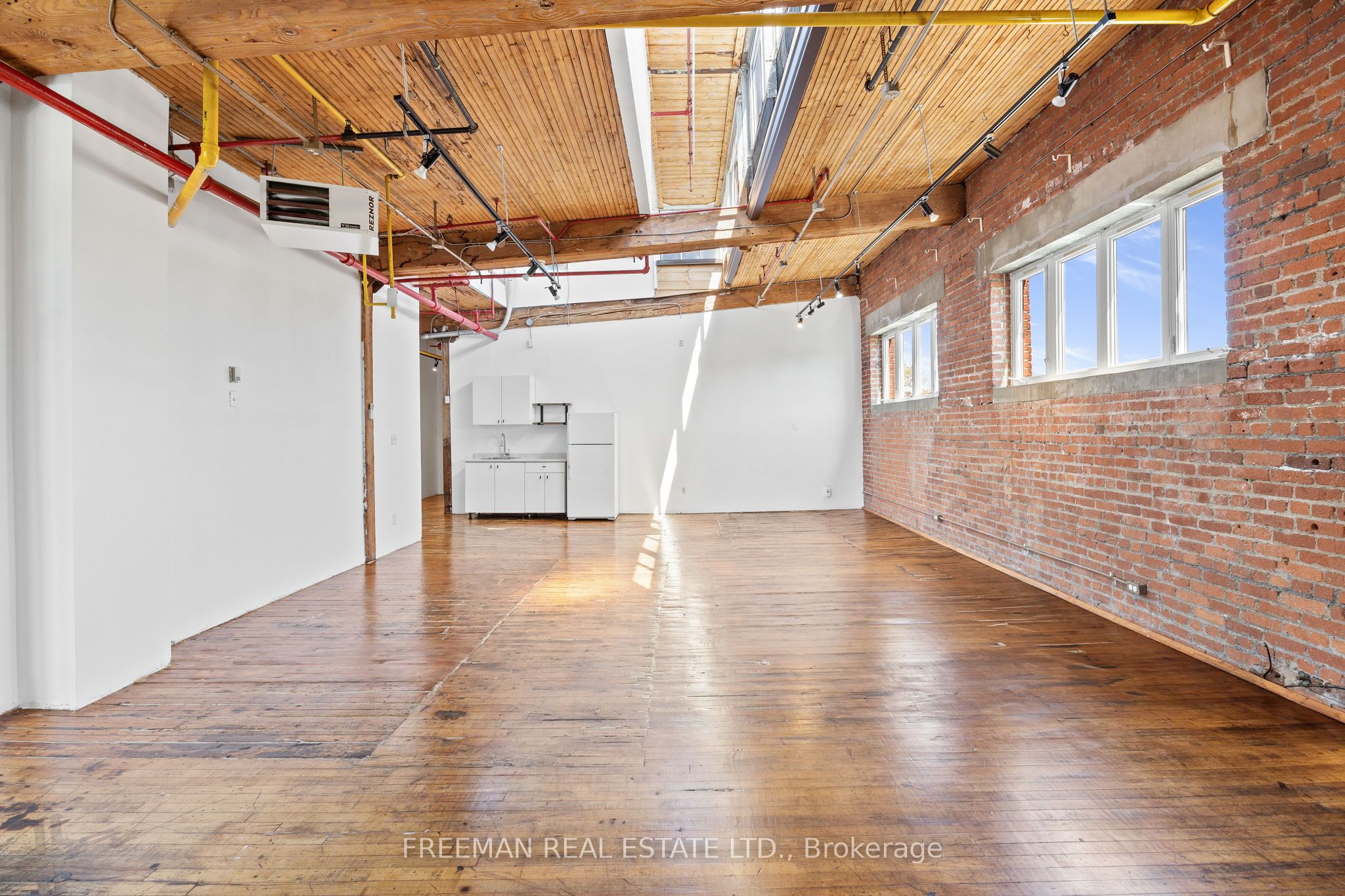 #304 - 77 Florence Street Property Photo 4