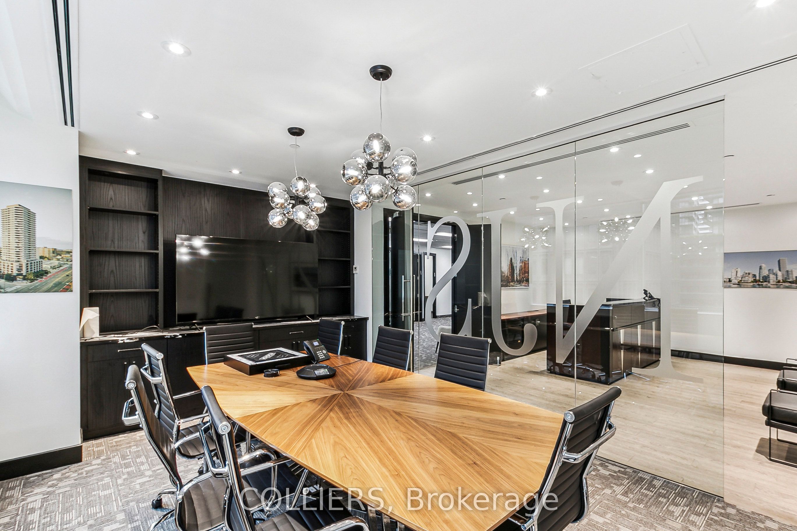 2345 Yonge Street Suite 405a Property Photo 3