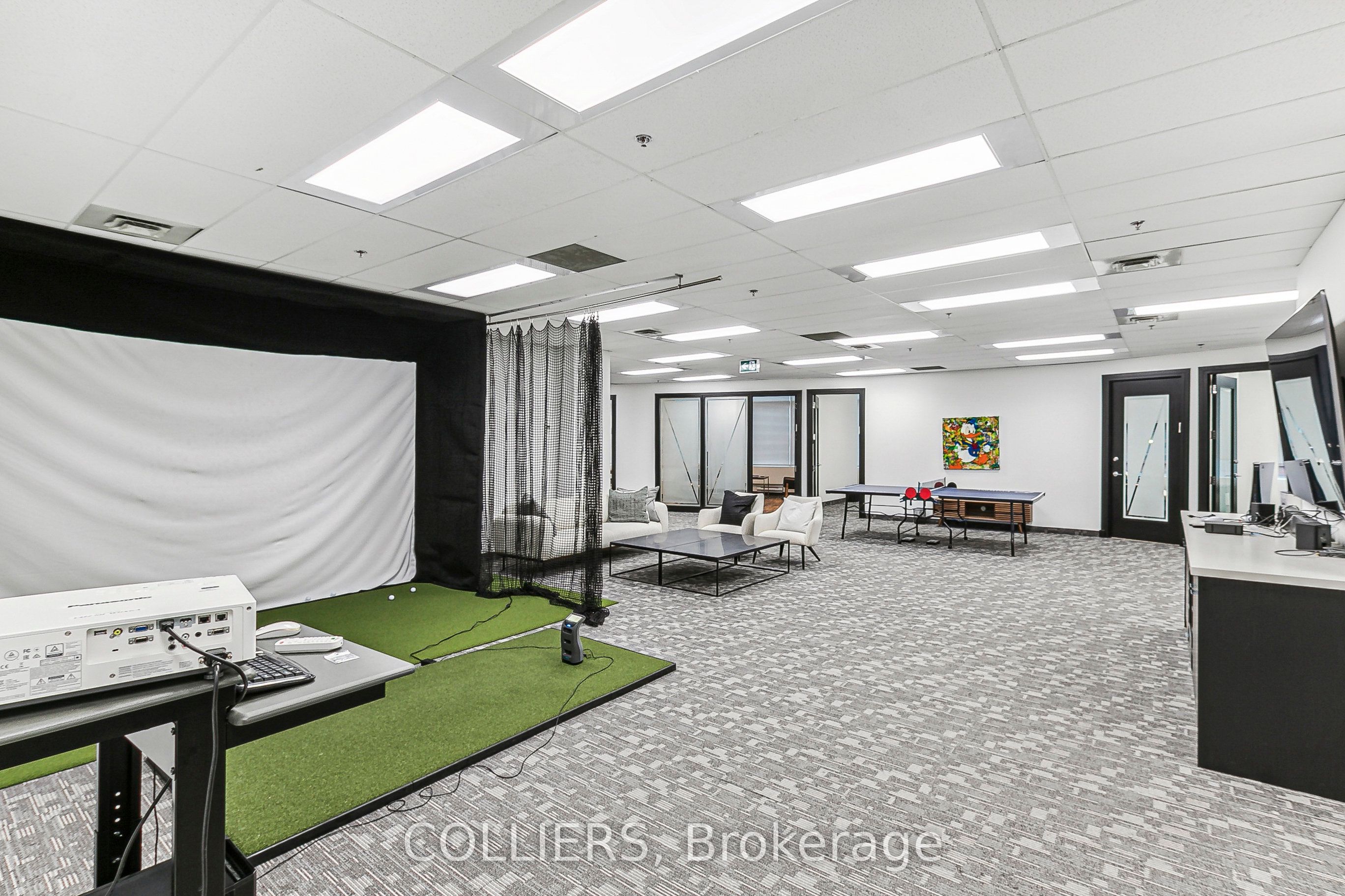 2345 Yonge Street Suite 405a Property Photo 4
