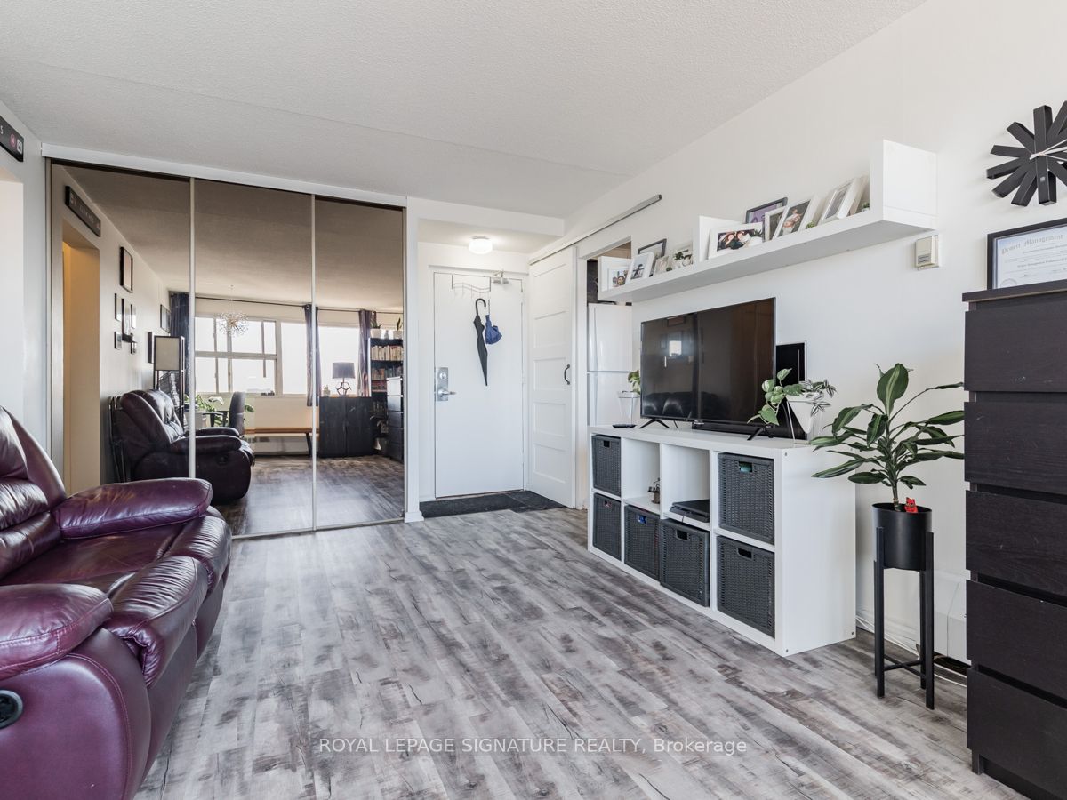 #2604 - 725 Don Mills Road Property Photo 9