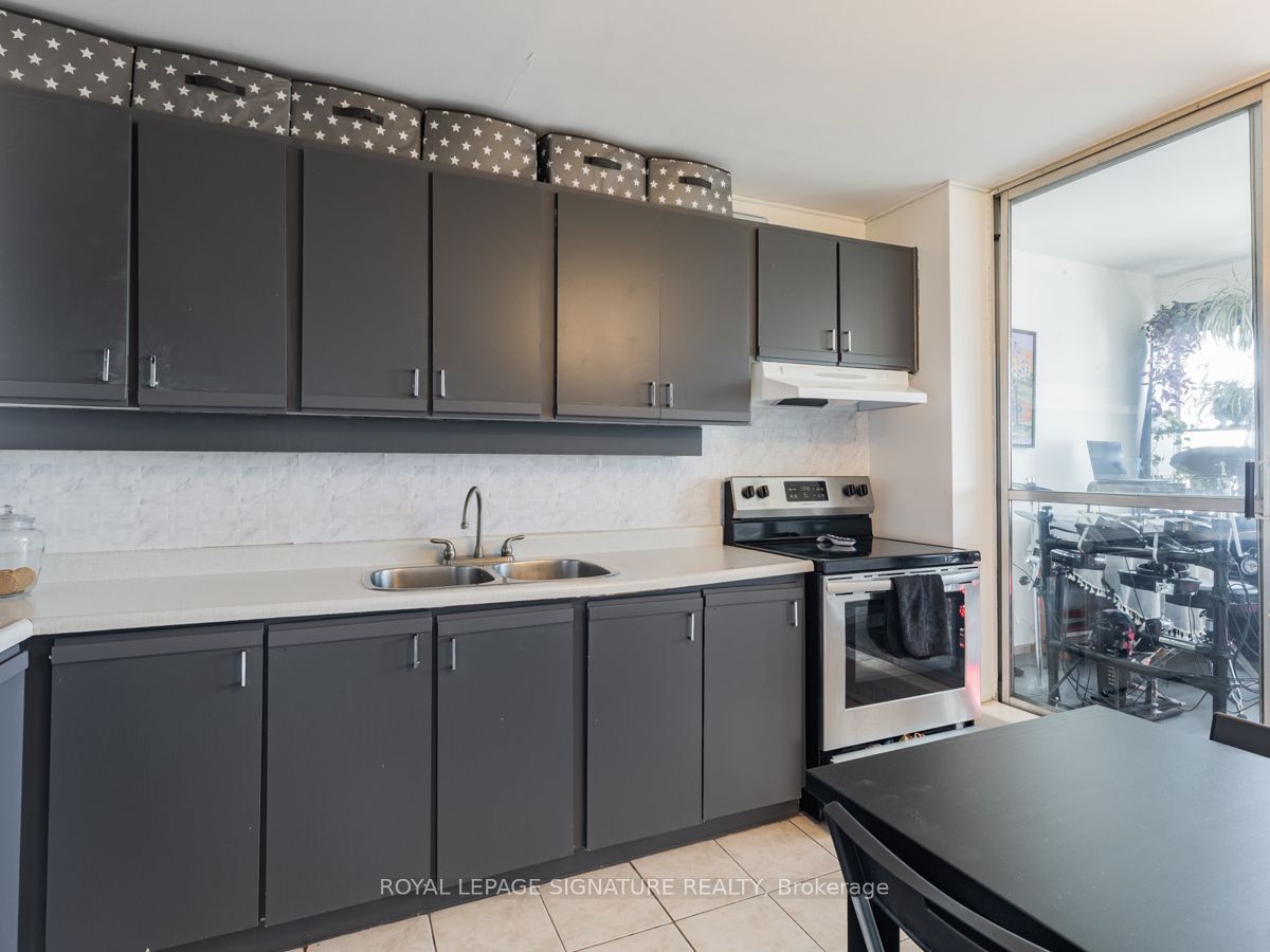 #2604 - 725 Don Mills Road Property Photo 11