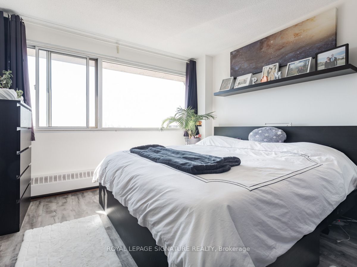 #2604 - 725 Don Mills Road Property Photo 17
