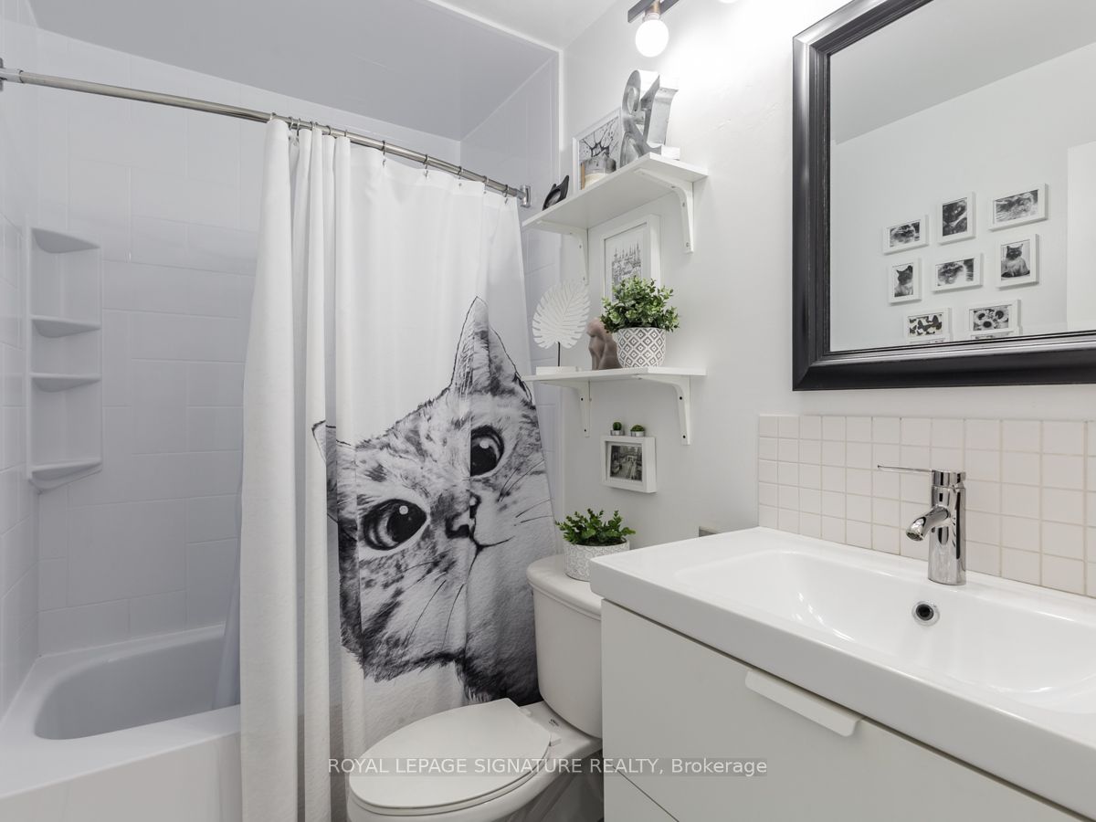 #2604 - 725 Don Mills Road Property Photo 18