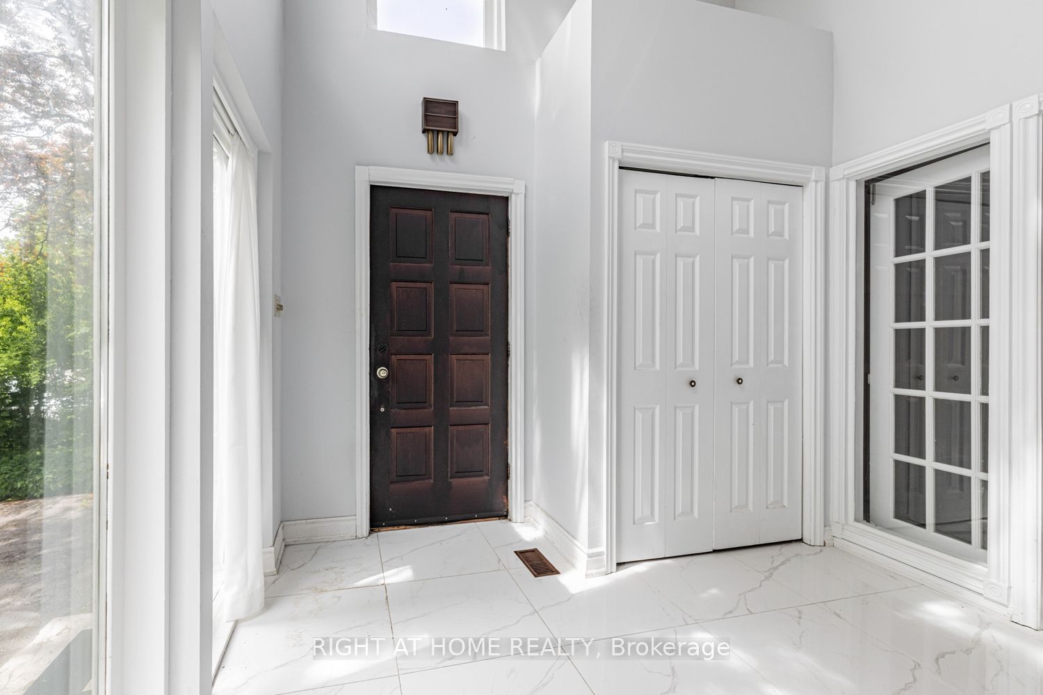 144 Wedgewood Drive Property Photo 4