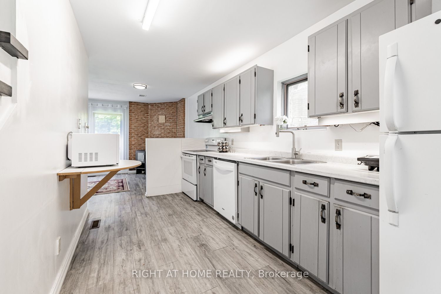 144 Wedgewood Drive Property Photo 13