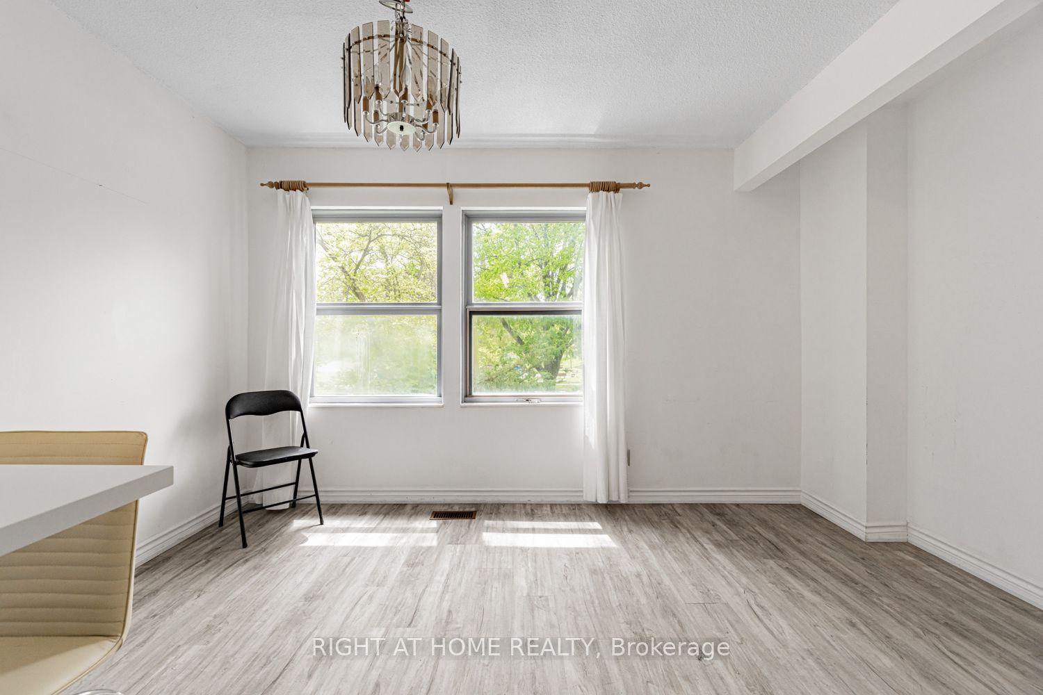 144 Wedgewood Drive Property Photo 15