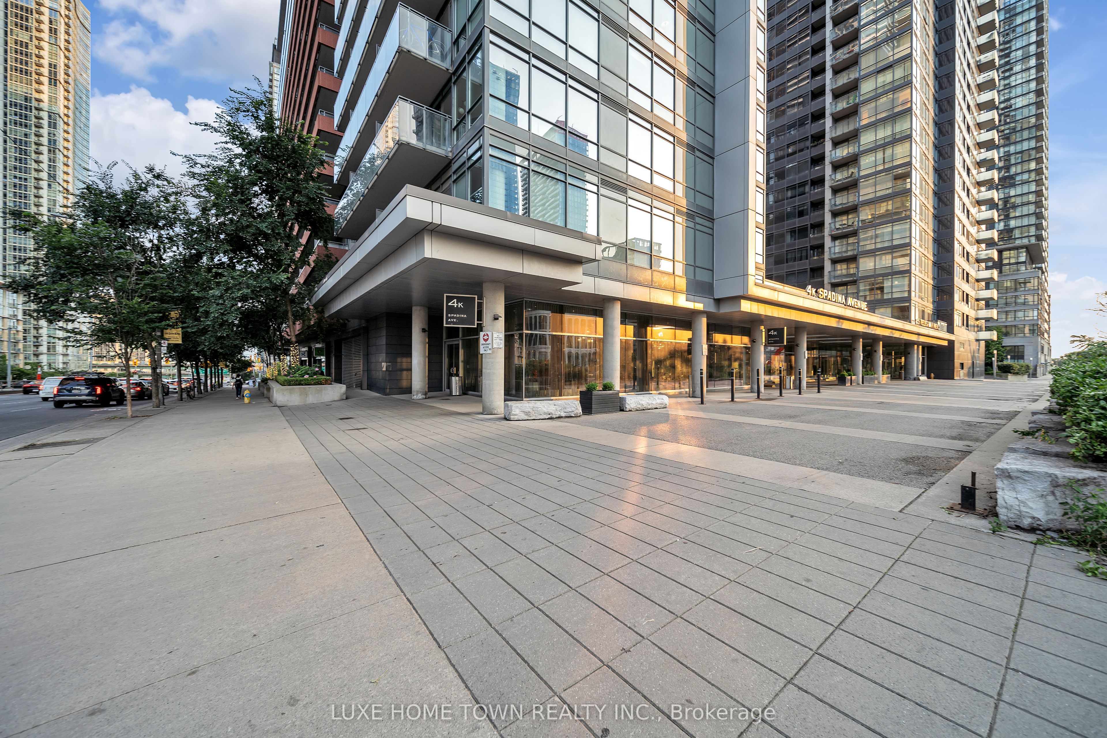 4k Spadina Avenue 711 Property Photo 4