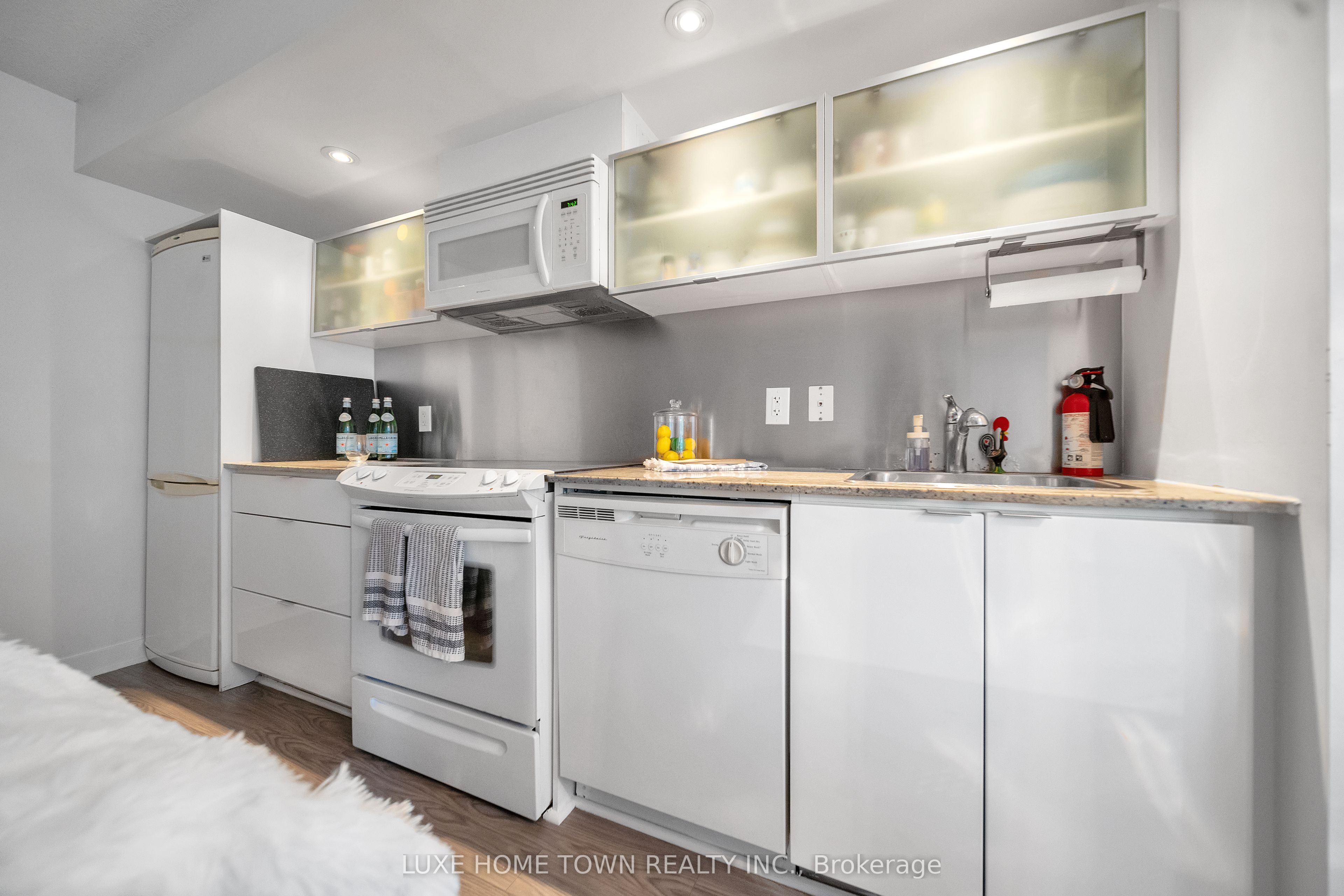 4k Spadina Avenue 711 Property Photo 18