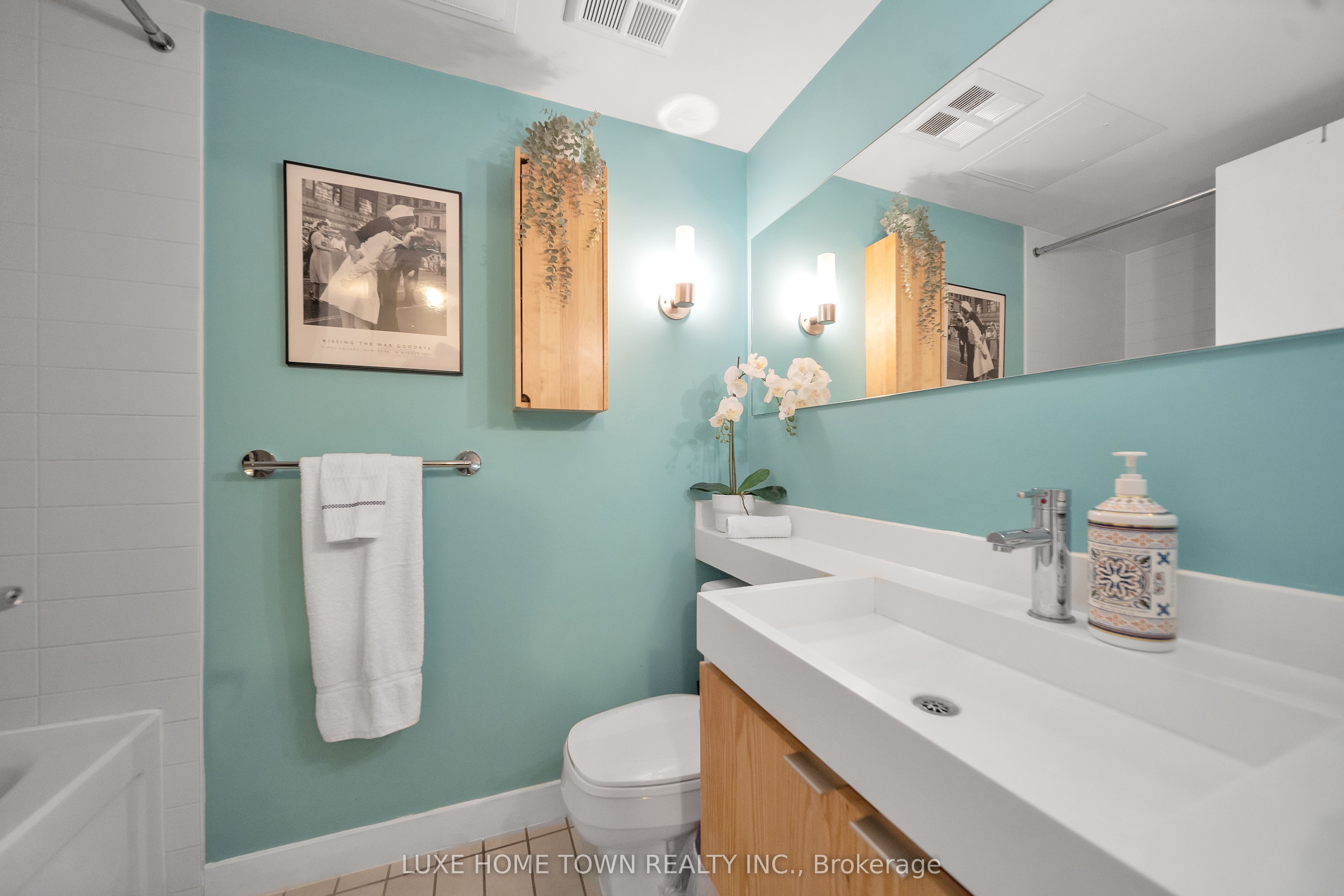 4k Spadina Avenue 711 Property Photo 24