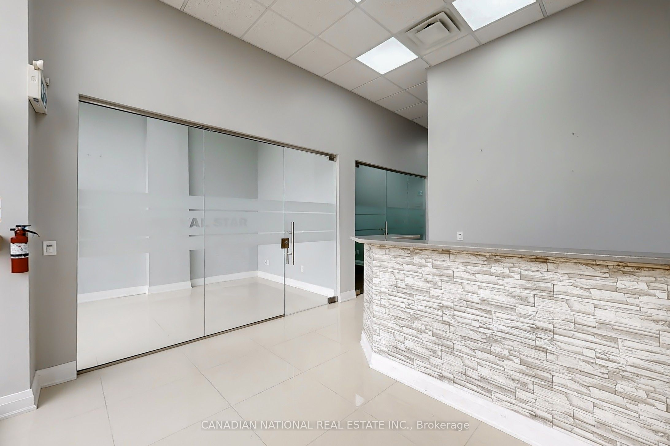 595 Sheppard Avenue E 105 Property Photo 10