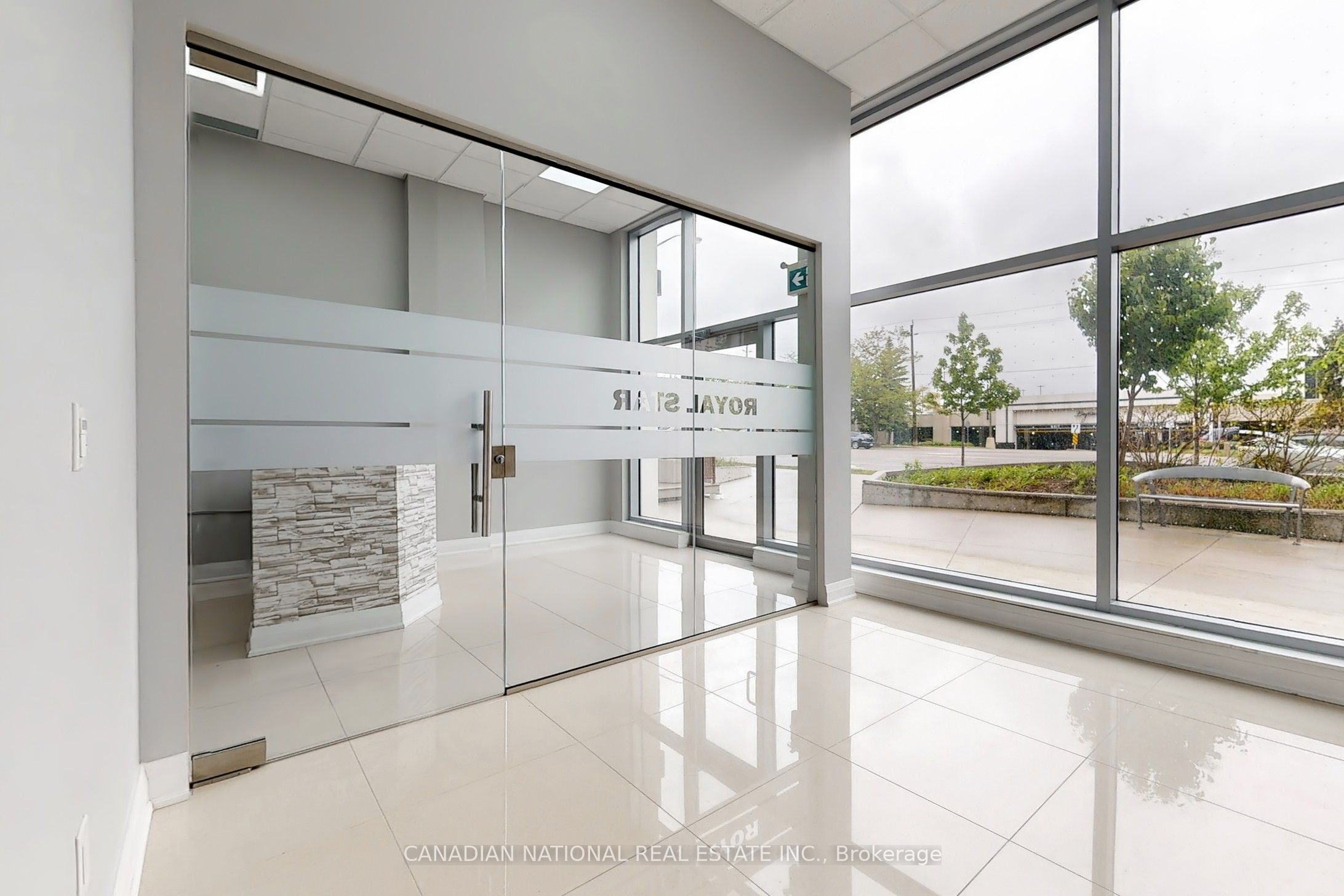 595 Sheppard Avenue E 105 Property Photo 16