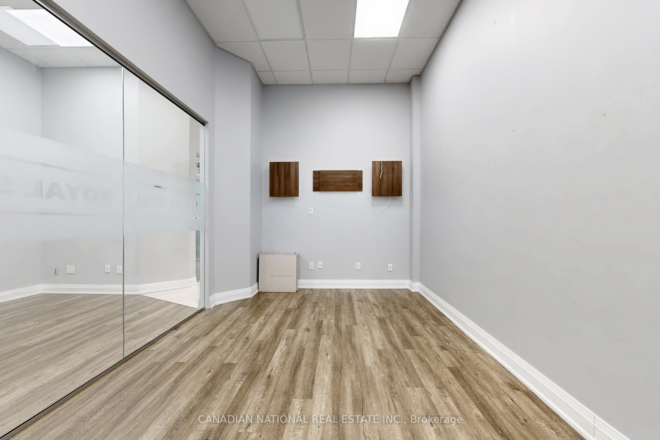 595 Sheppard Avenue E 105 Property Photo 22