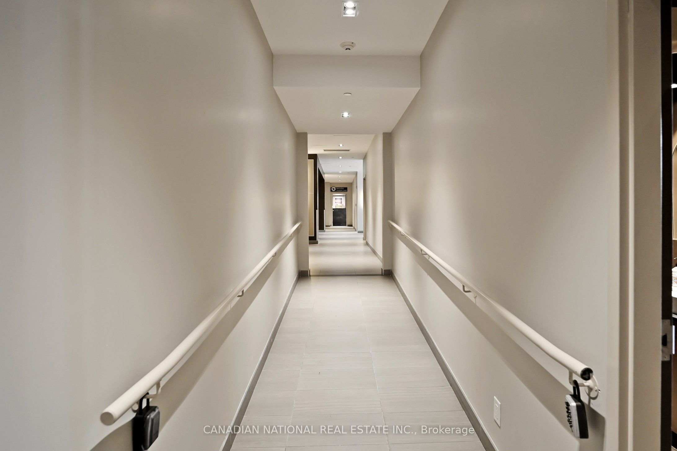 595 Sheppard Avenue E 105 Property Photo 33