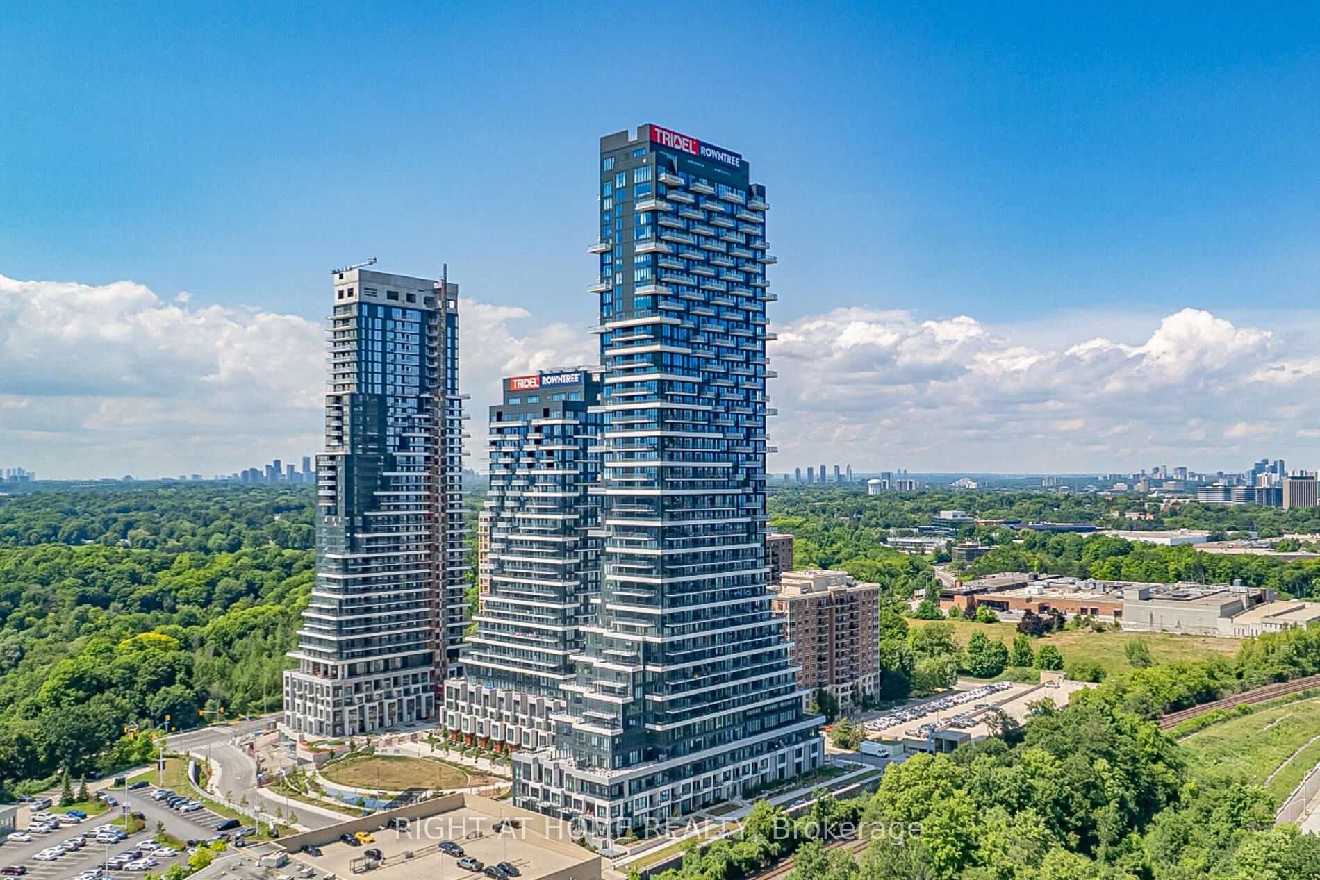#3101 - 30 Inn On The Park Drive Property Photo