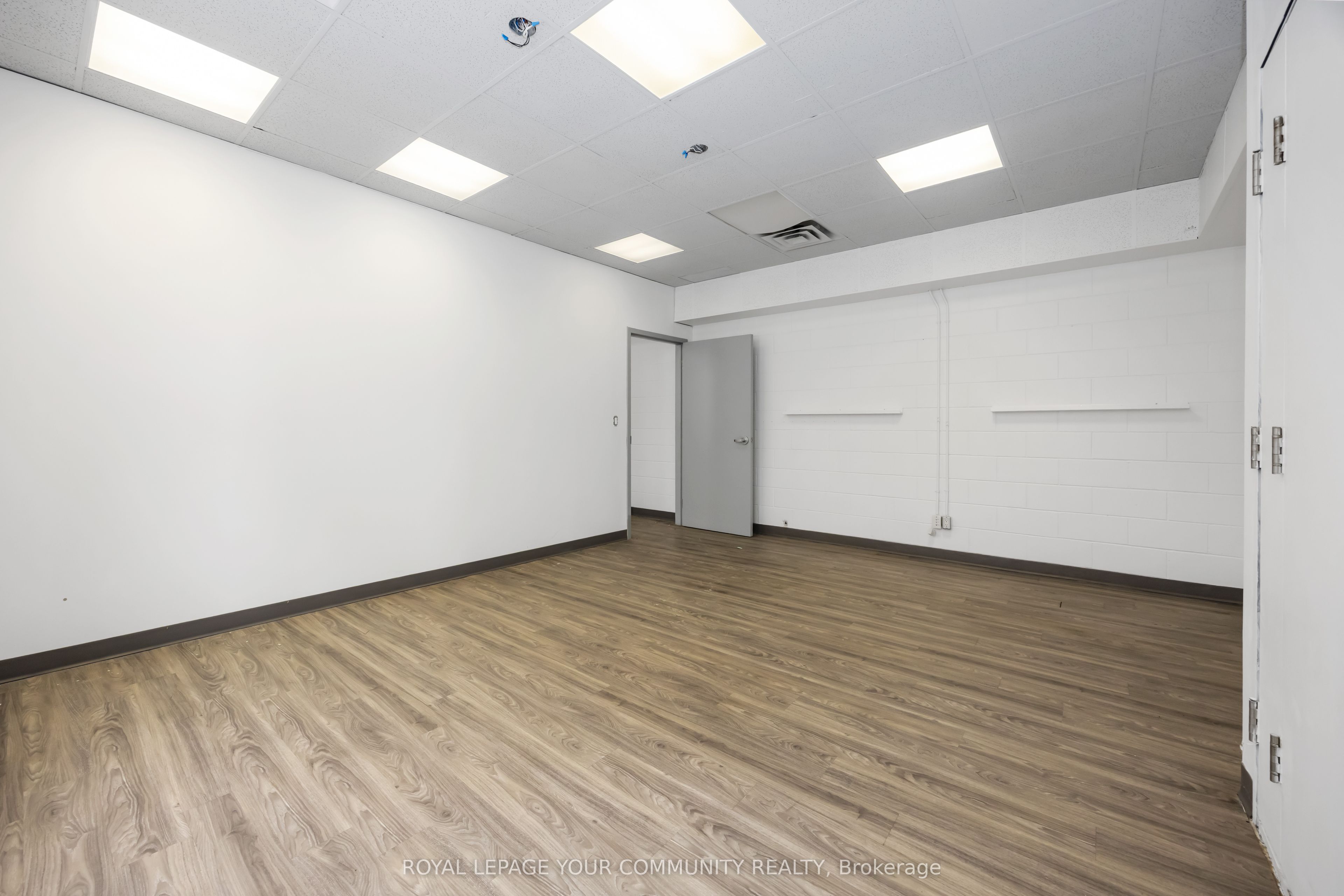 178 Queens Quay E Unit B Property Photo 10