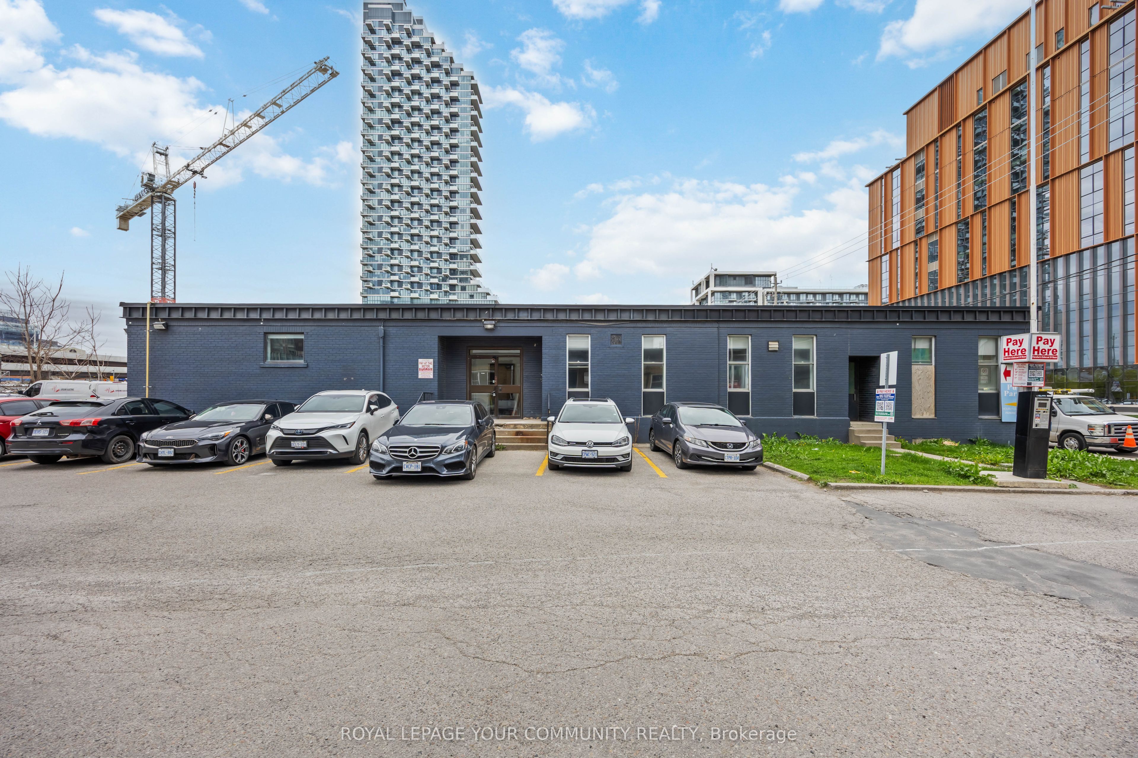 178 Queens Quay E Unit B Property Photo 18