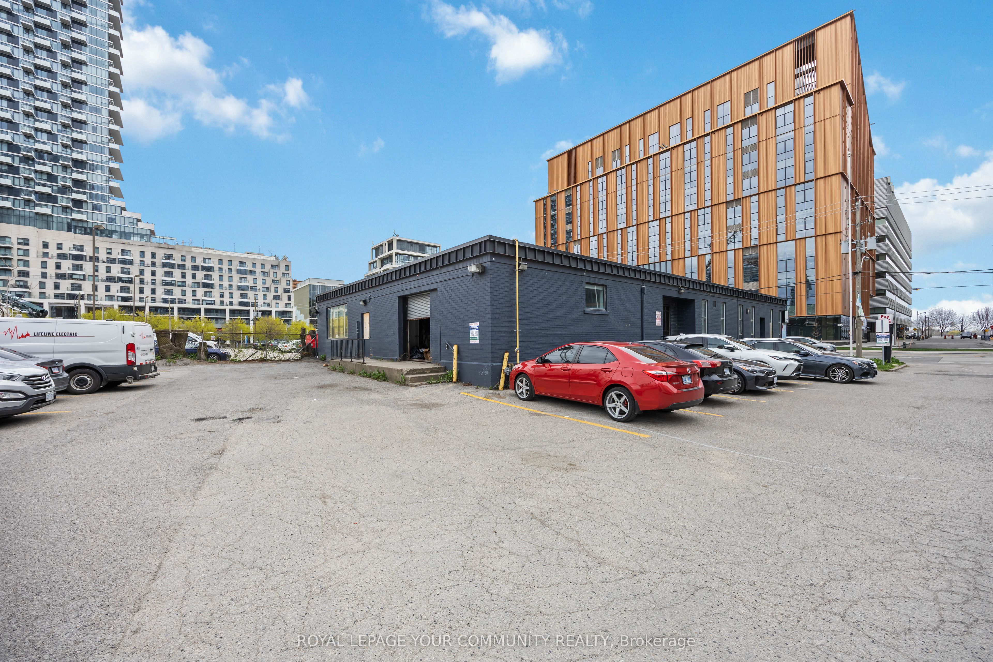 178 Queens Quay E Unit B Property Photo 19