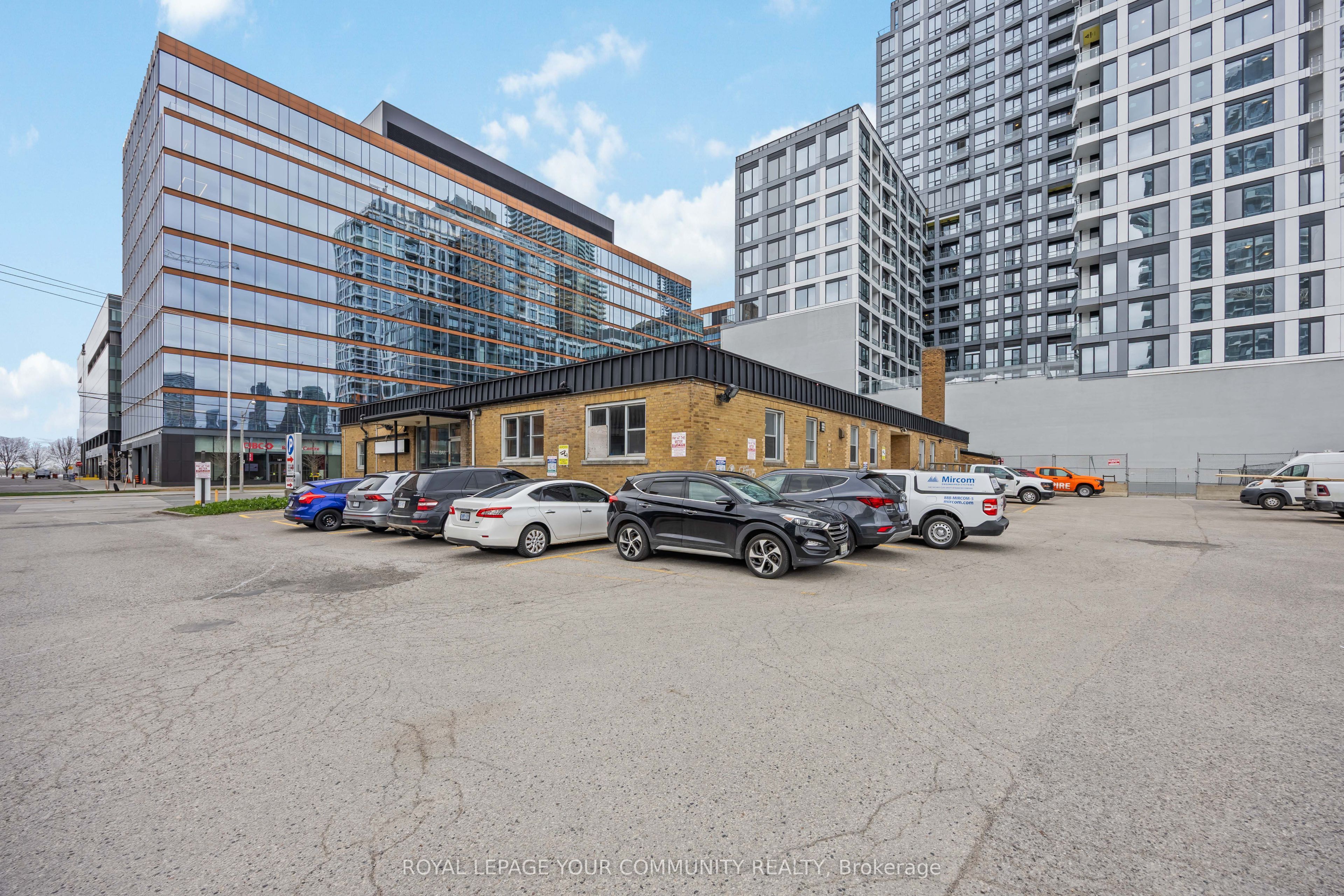 178 Queens Quay E Unit A Property Photo 9