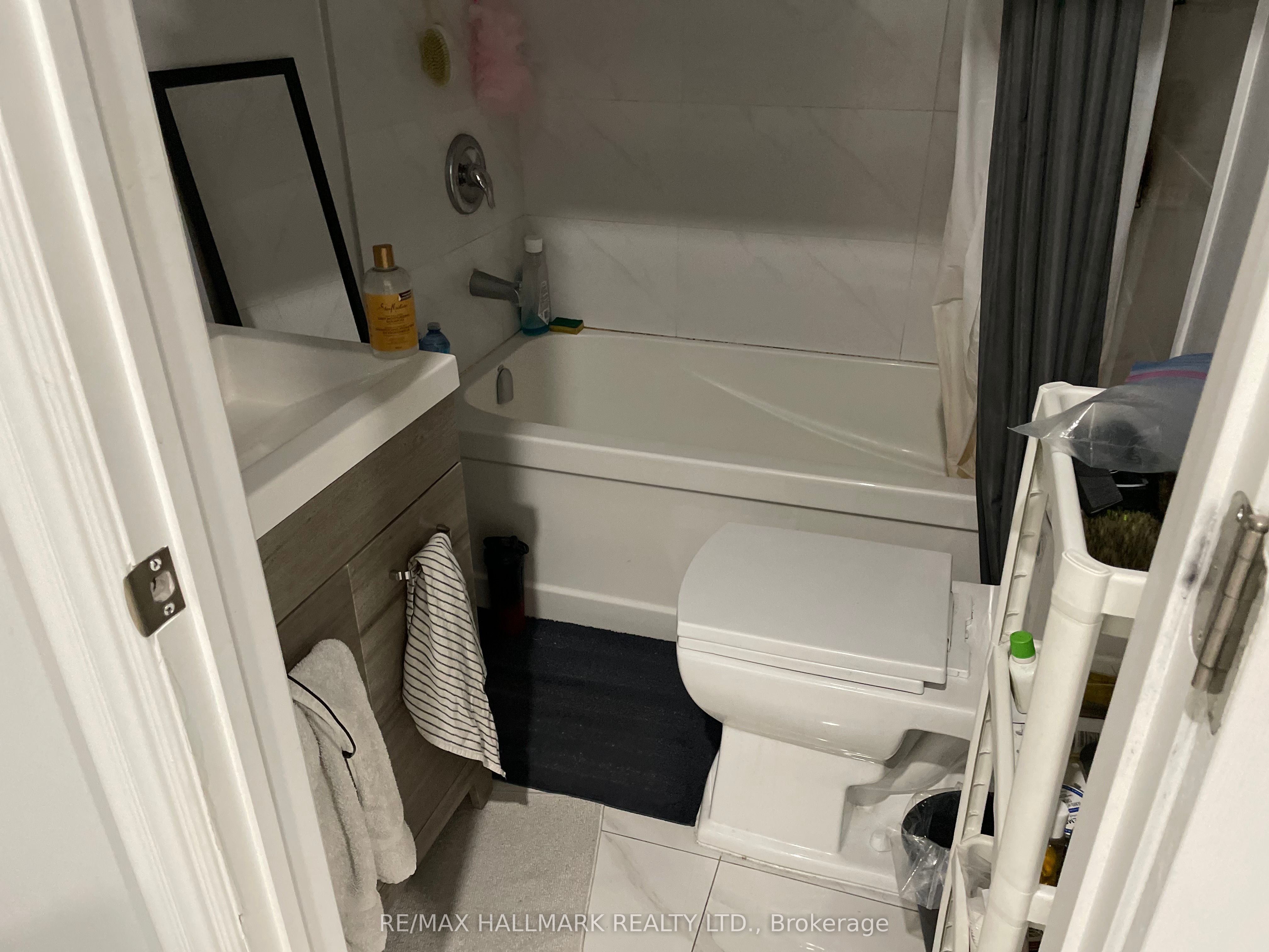 414 Dundas Street E Property Photo 12