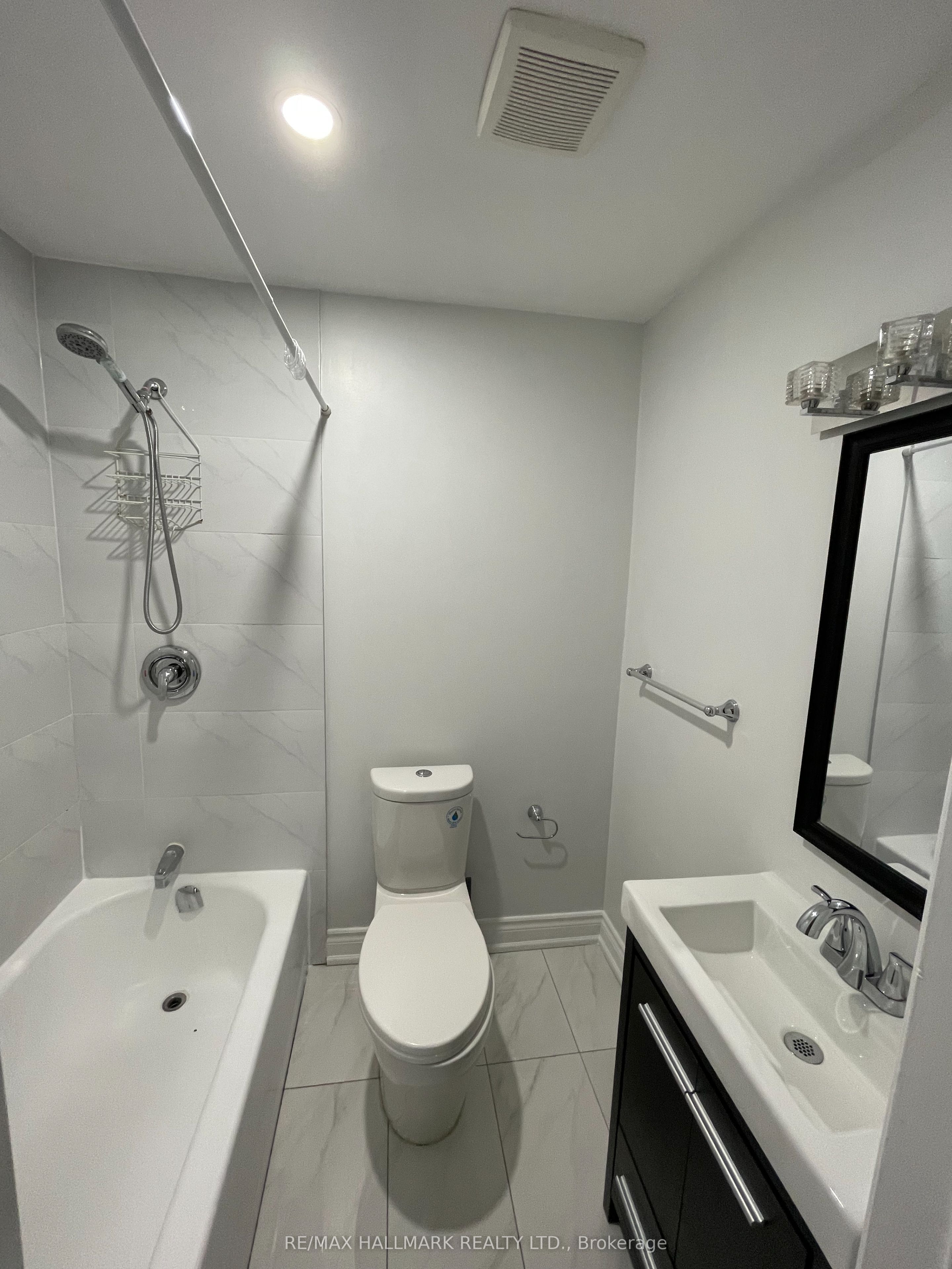 414 Dundas Street E Property Photo 18