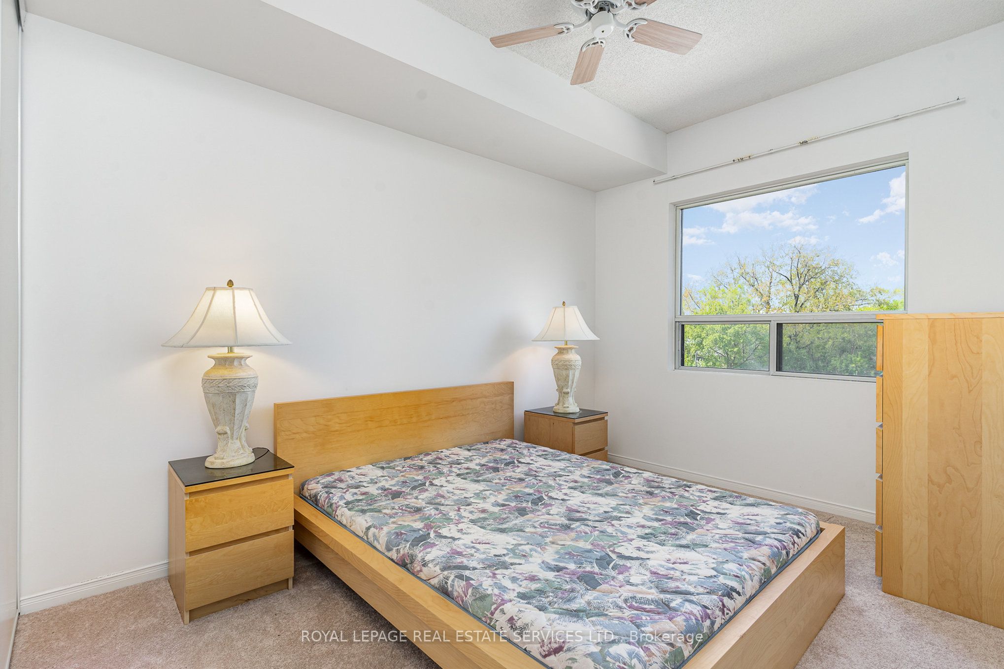 #303 - 778 Sheppard Avenue Property Photo 8