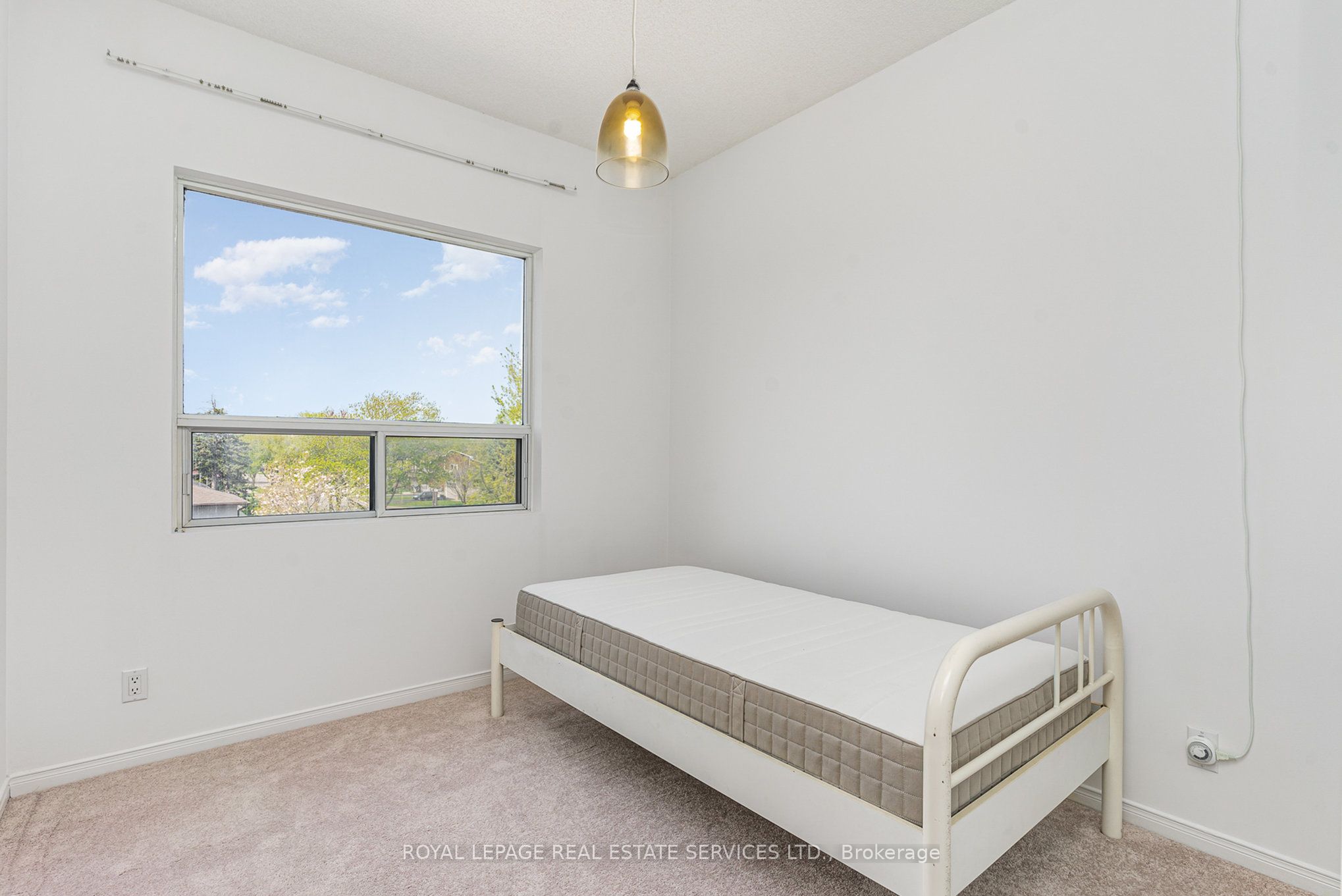 #303 - 778 Sheppard Avenue Property Photo 11