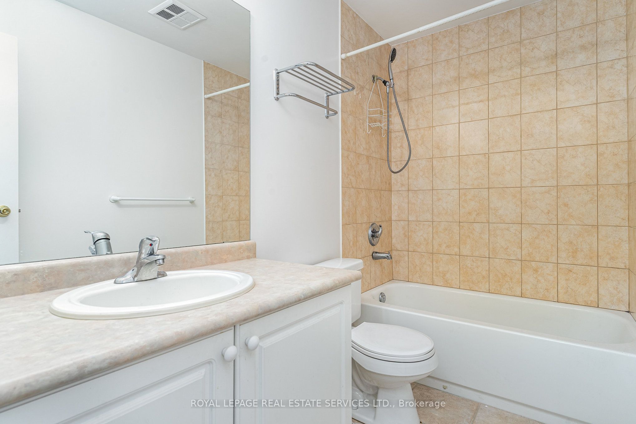 #303 - 778 Sheppard Avenue Property Photo 15