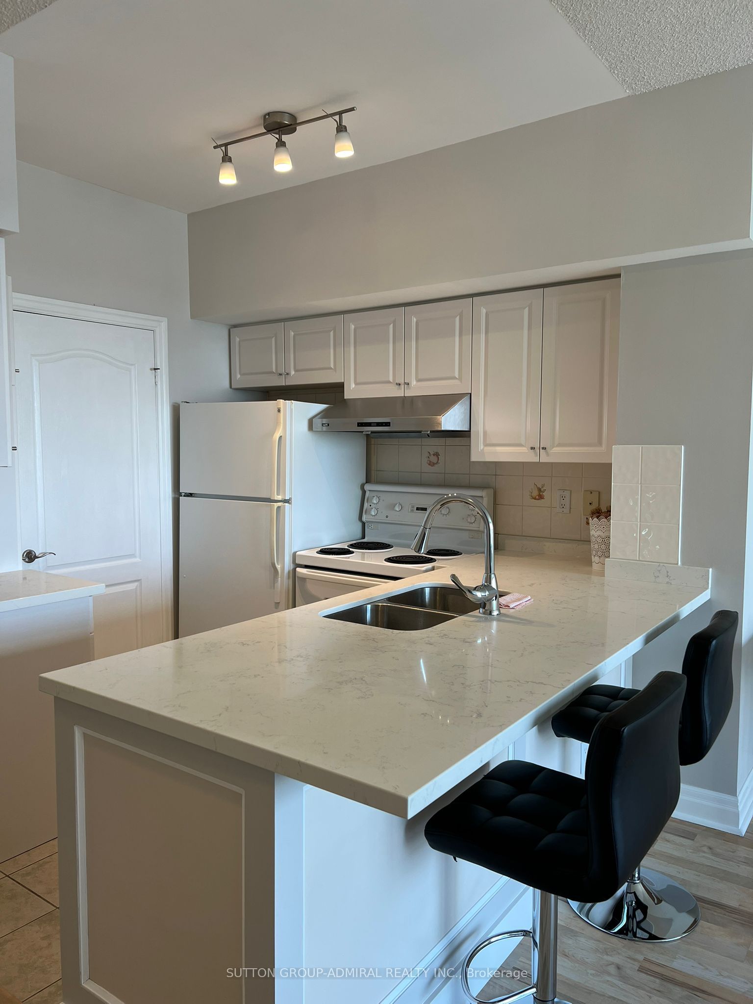 188 Doris Avenue 1818 Property Photo 3