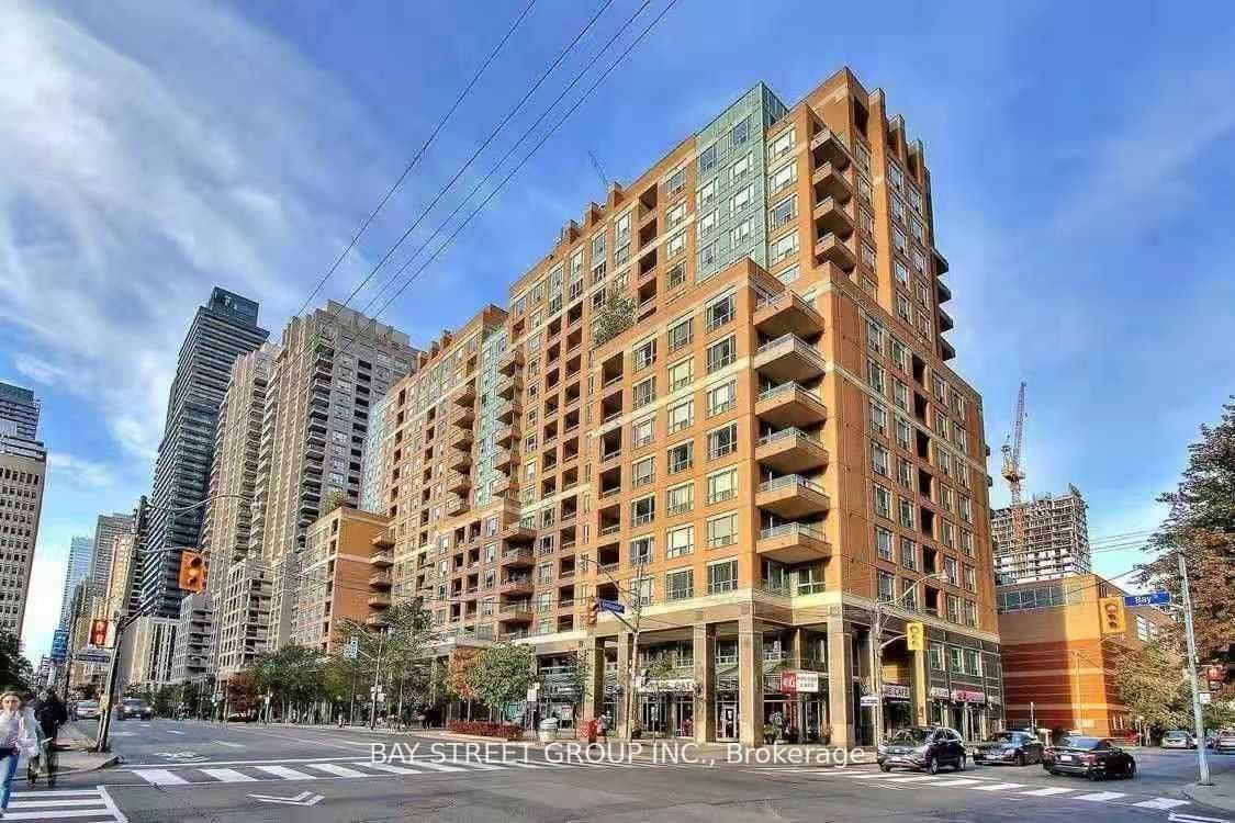 887 Bay Street 603 Property Photo 1