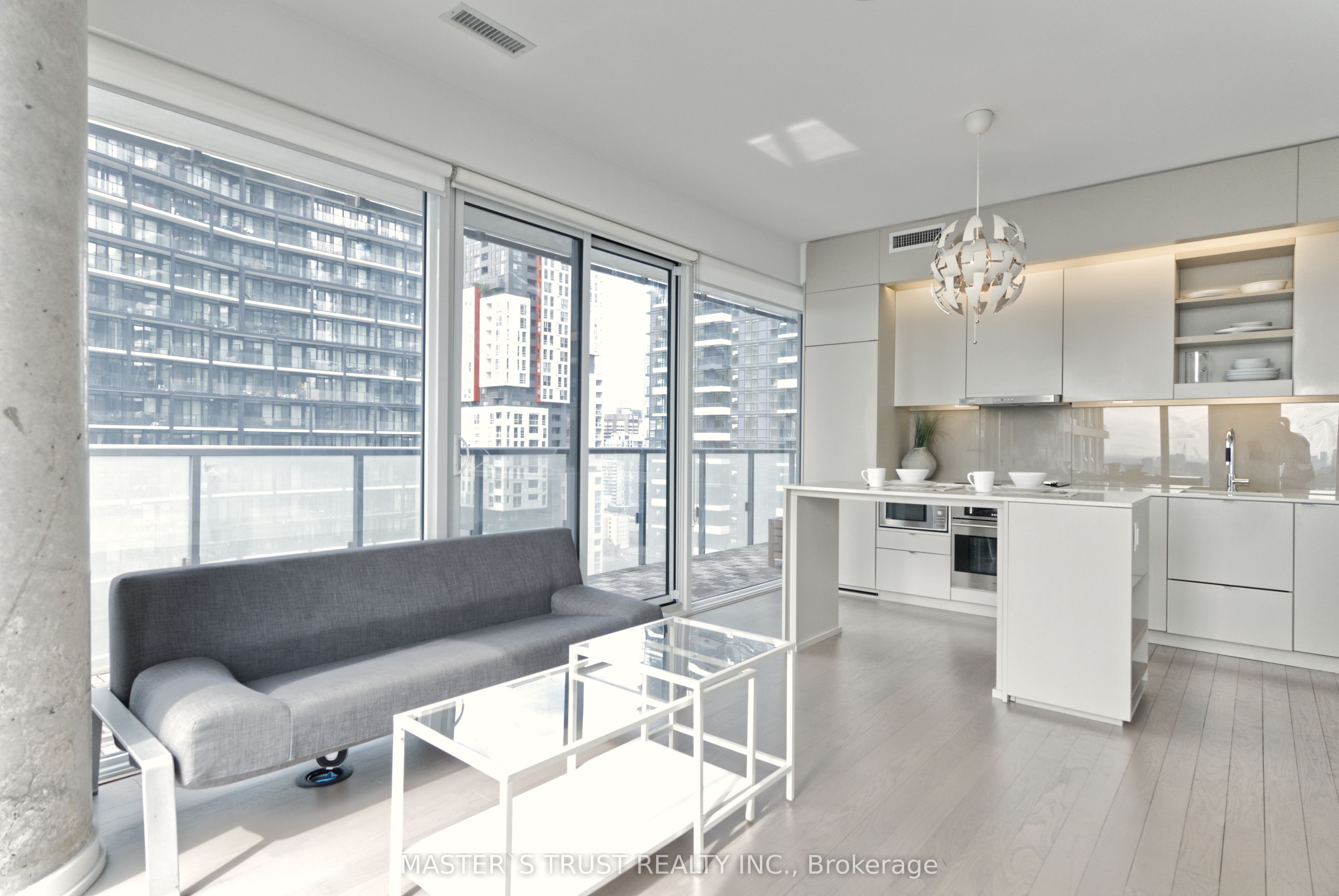 #2511 - 101 Peter Street Property Photo
