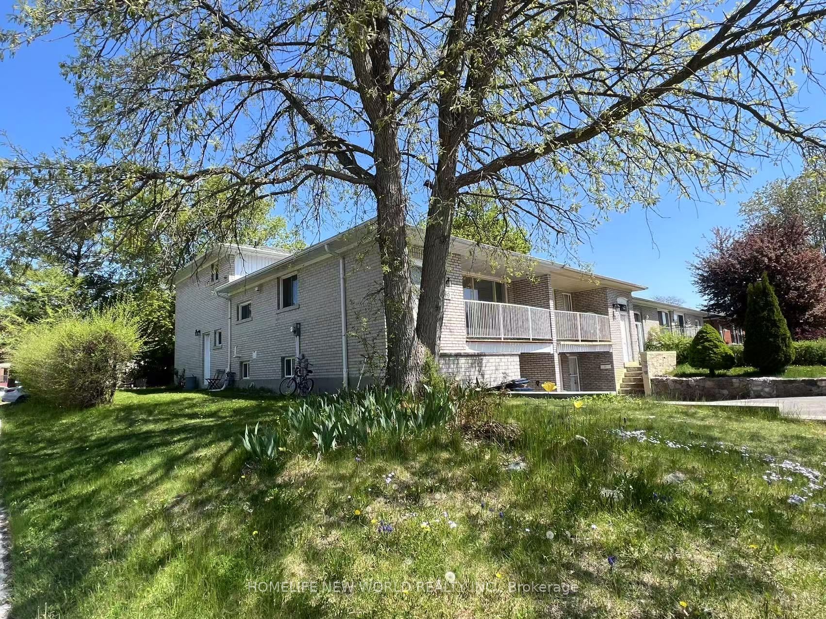 69 Harrington Crescent Property Photo 1