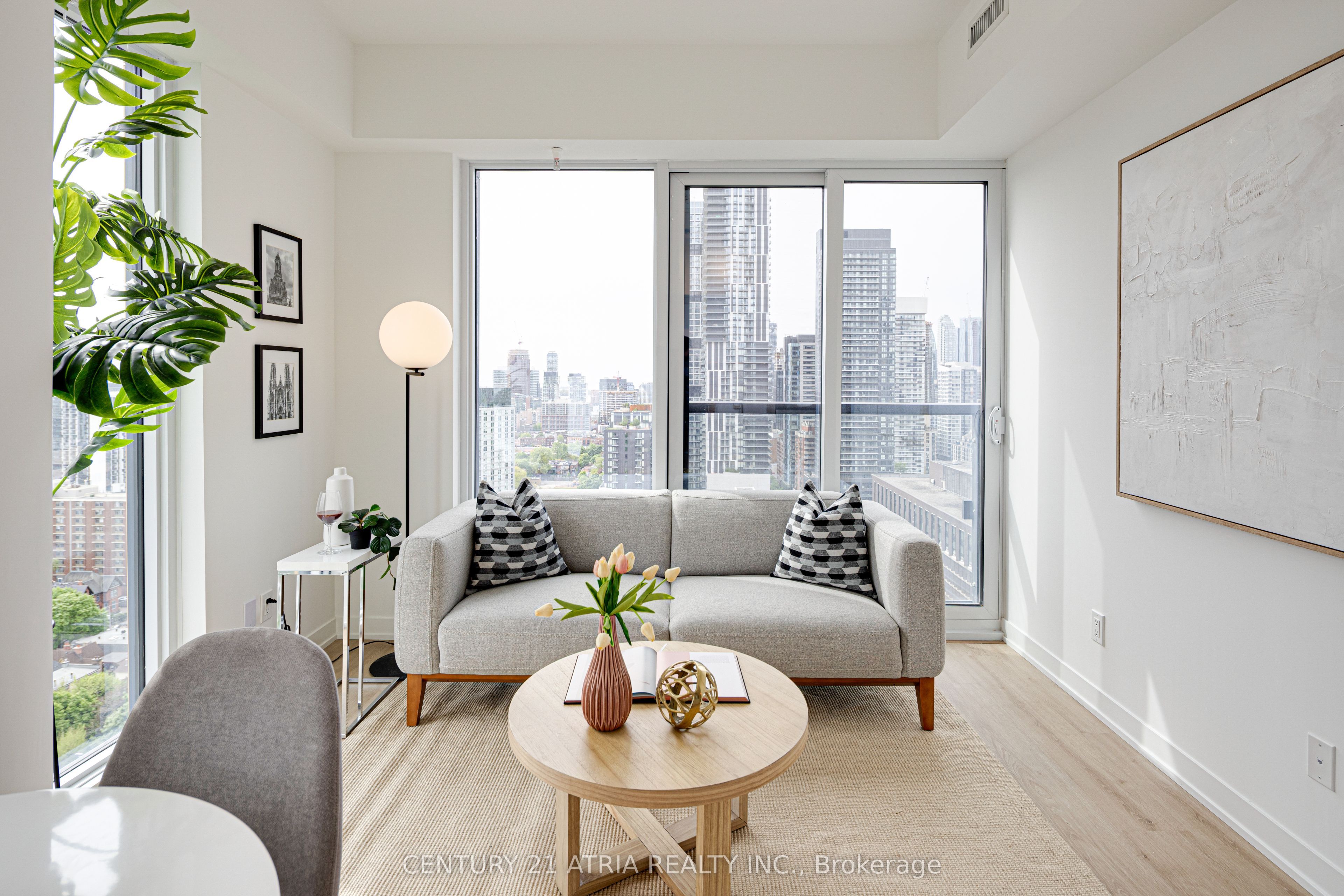 #2515 - 319 Jarvis Street Property Photo 1