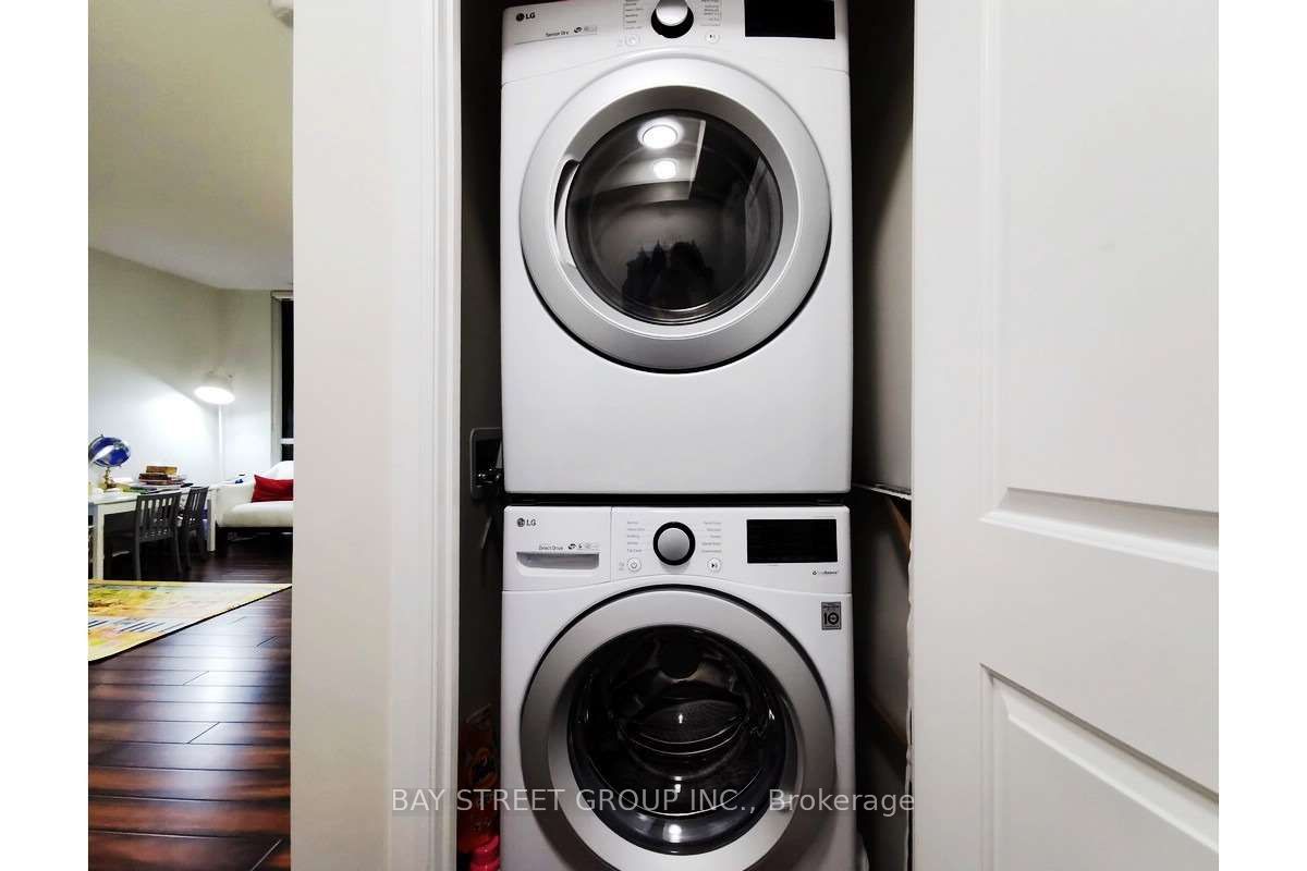 #3009 - 88 Sheppard Avenue Property Photo 9