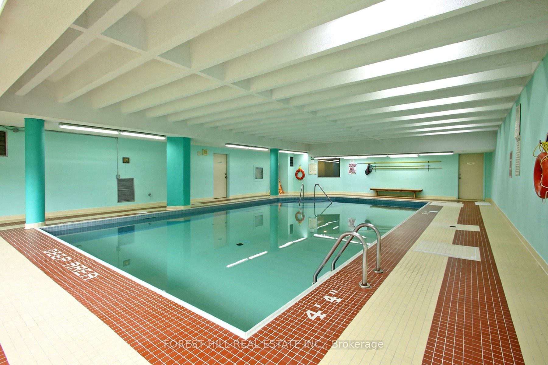 #1601 - 240 Heath Street Property Photo 22