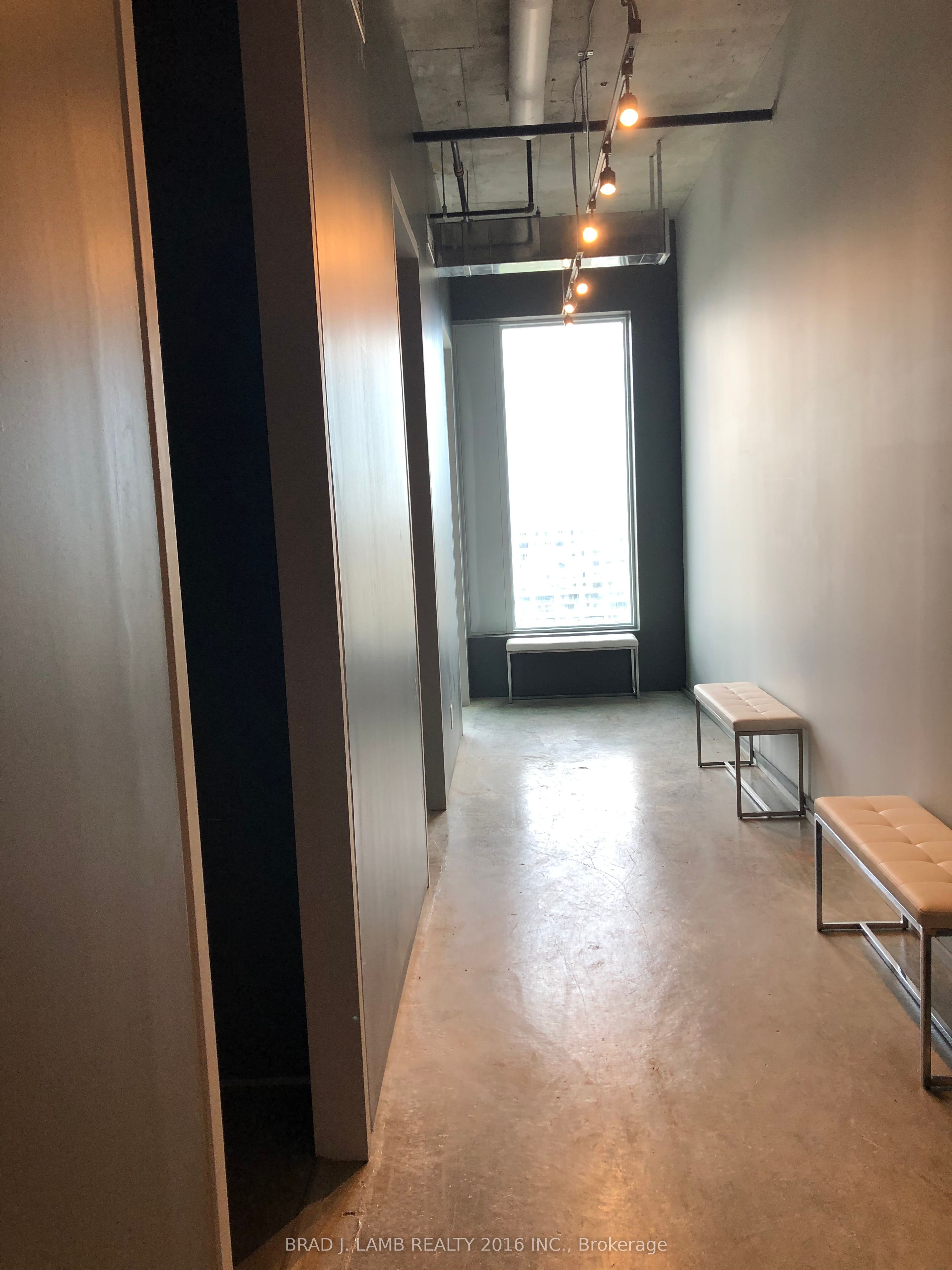 130 Queens Quay Street E 811 Property Photo 3