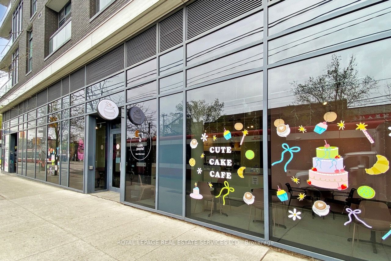 862 Dundas Street W Property Photo 36