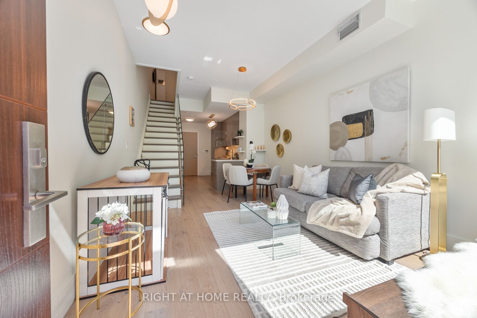 #129 - 39 Queens Quay Property Photo 1