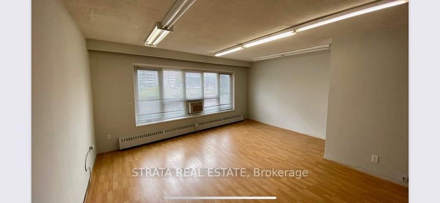 #2 - 556a Sheppard Avenue Property Photo 1
