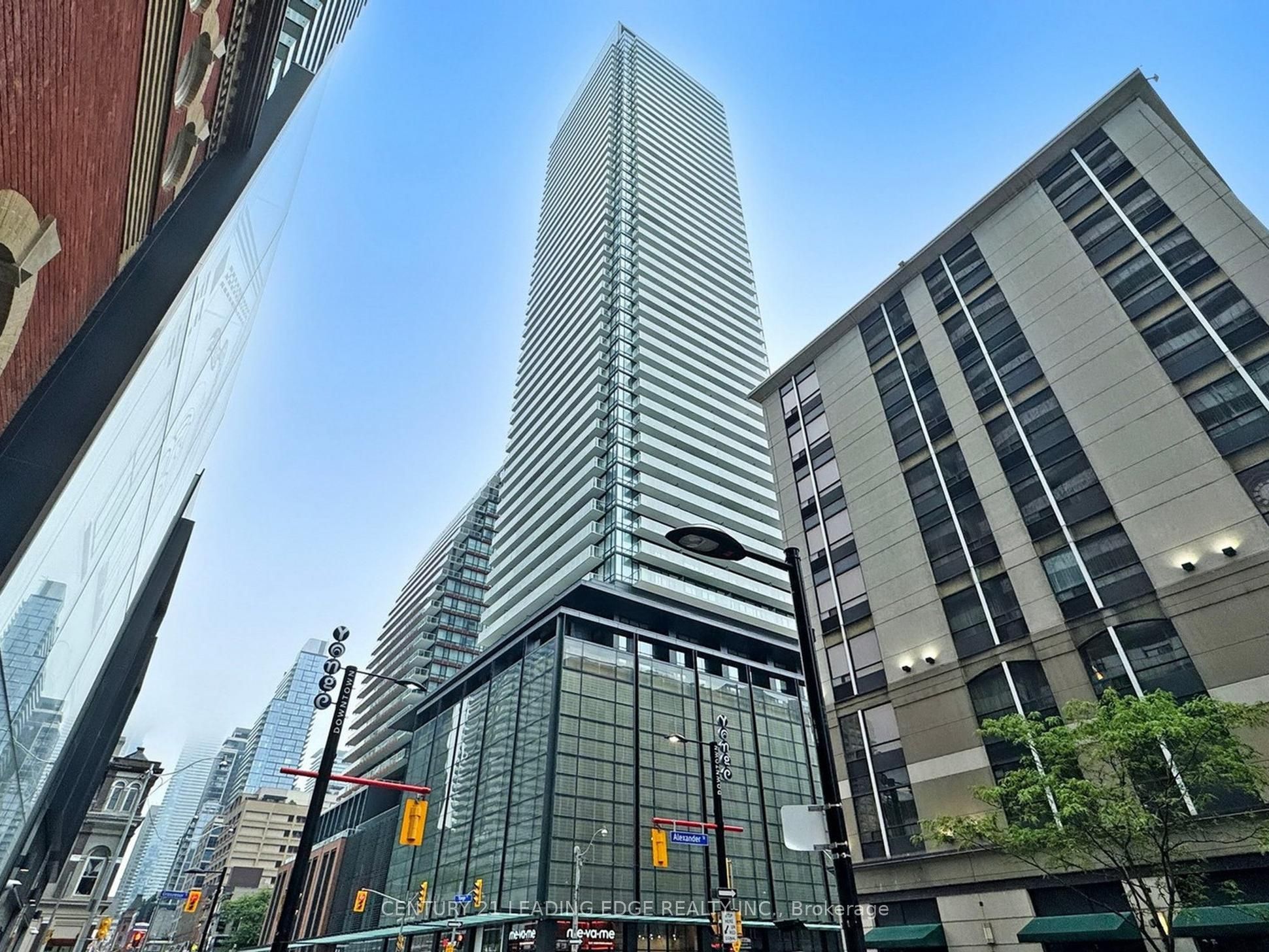 #1009 - 501 Yonge Street Property Photo 1