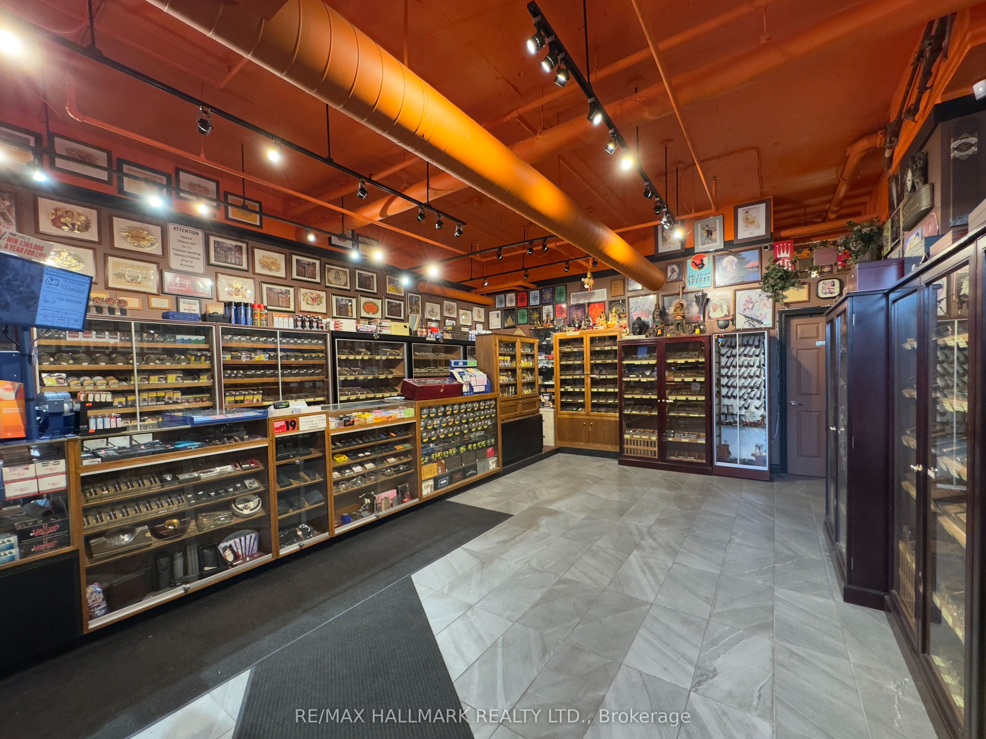 85 Mccaul Street Property Photo 1