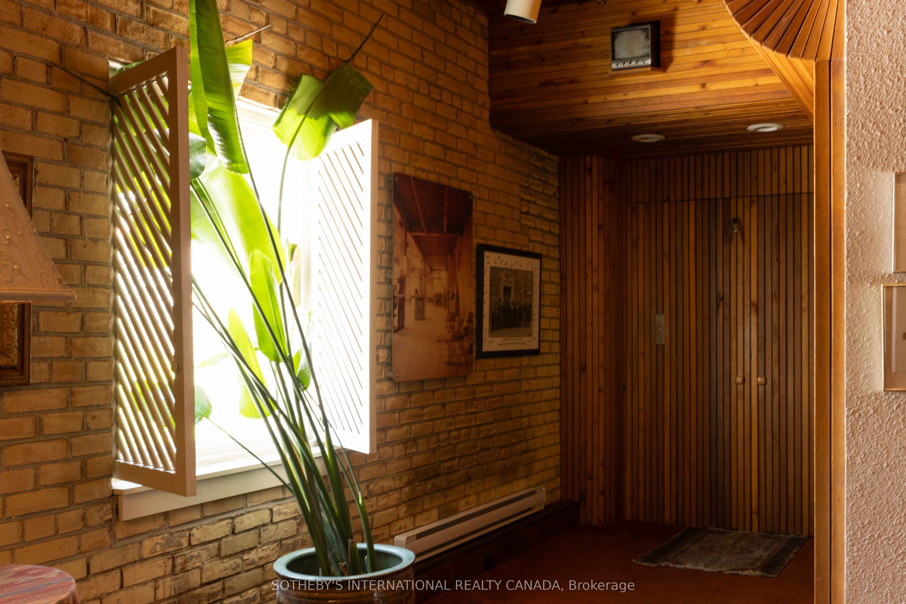 18 Gloucester Lane Property Photo 22