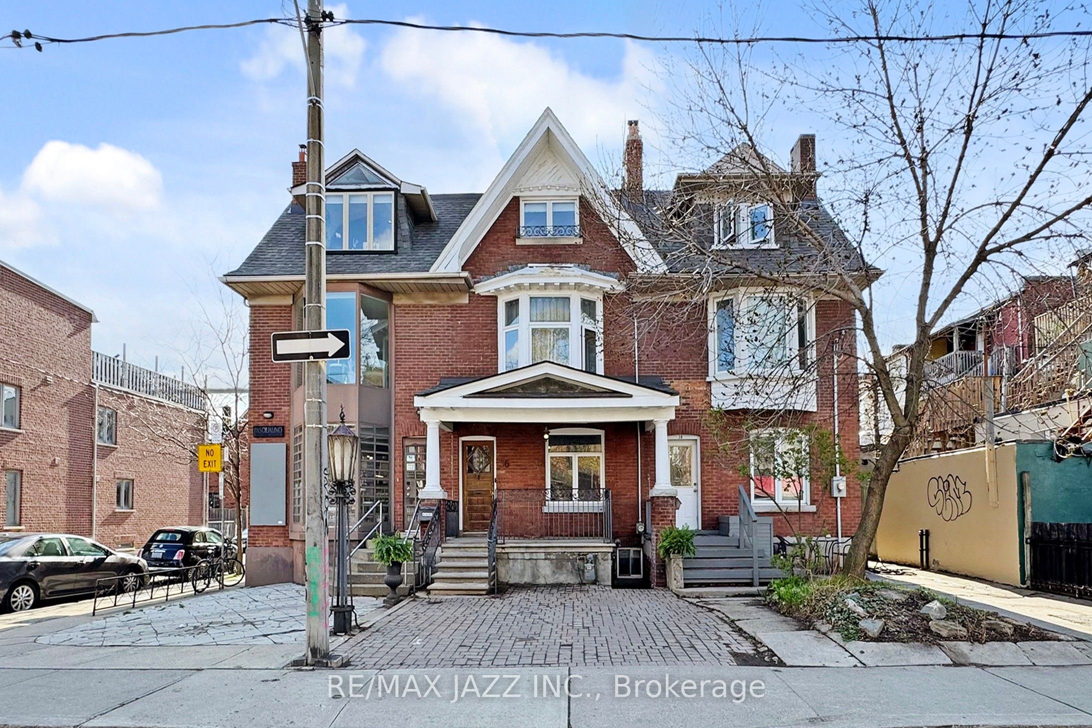 36 Clinton Street Property Photo 2