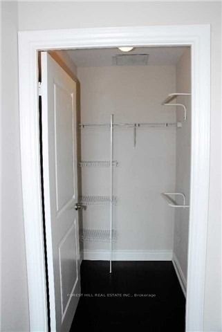 10 Bloorview Place 1211 Property Photo 13