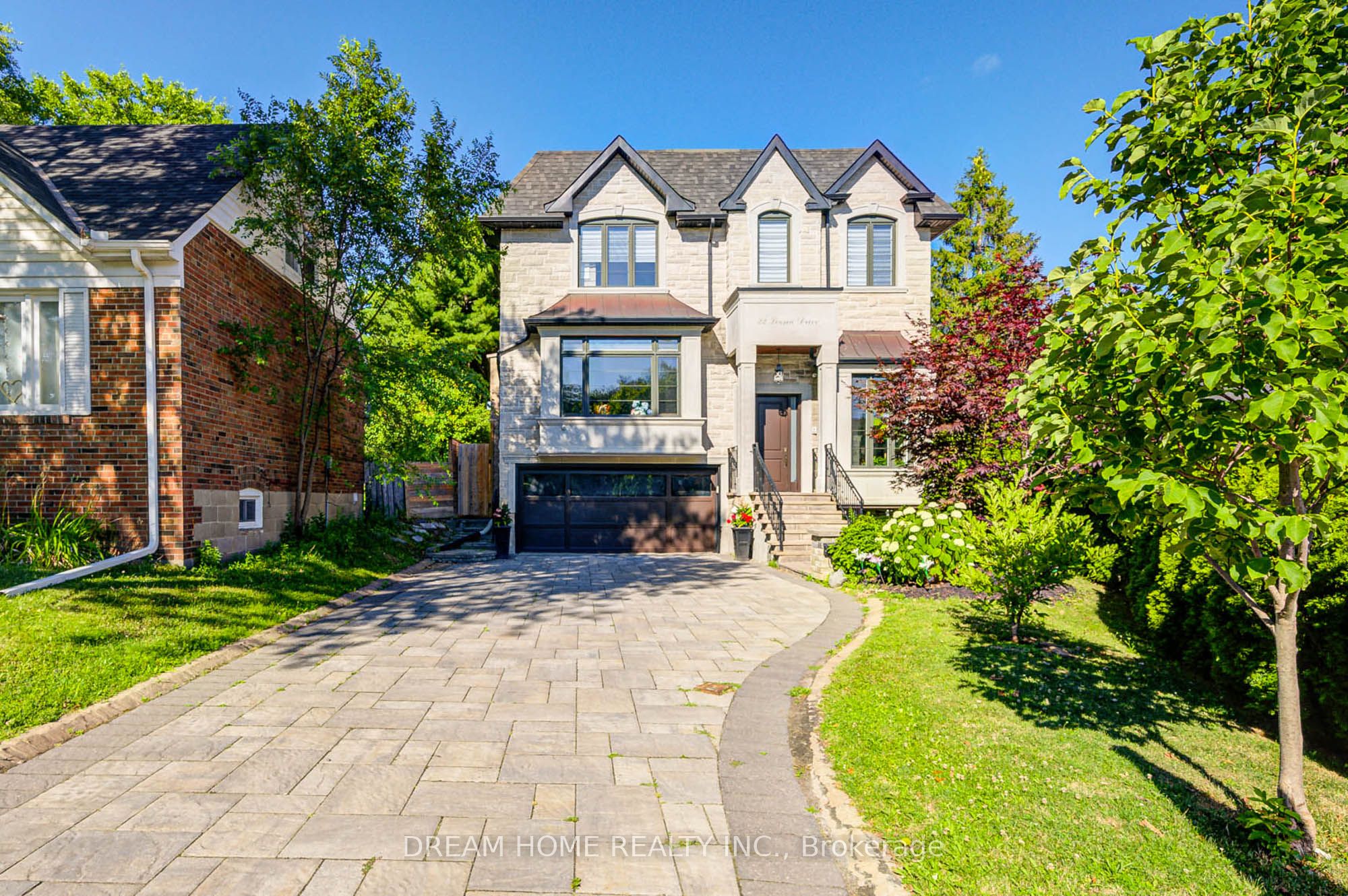 22 Leona Drive Property Photo 1