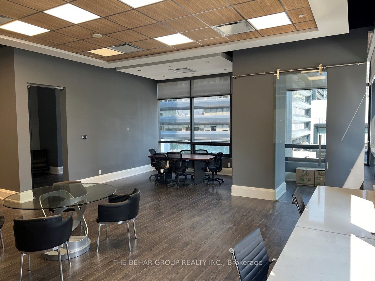 4789 Yonge Street 301-303 Property Photo 4