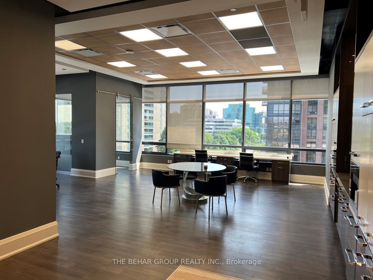 4789 Yonge Street 301-303 Property Photo 5