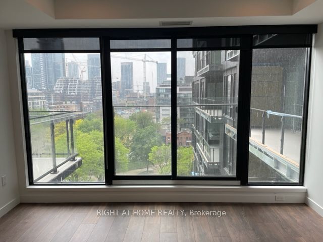 #734 - 505 Richmond Street Property Photo 13